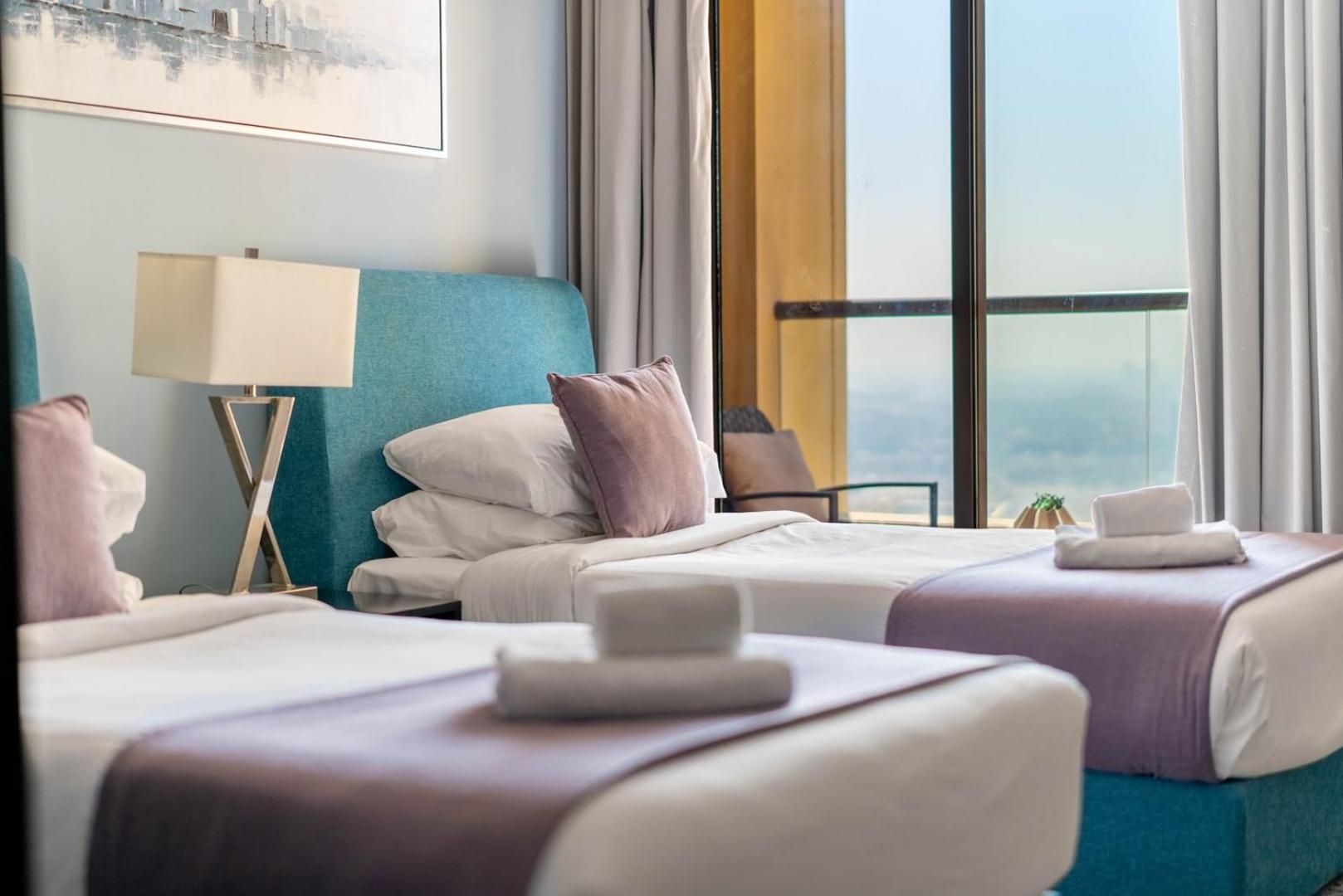 Guestready - Beachfront Delight In Jbr Apartment *