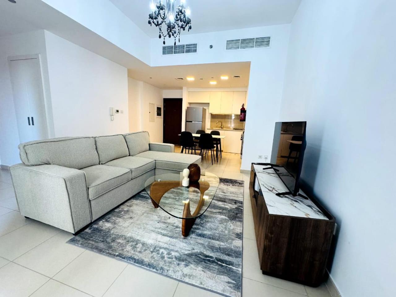 Apartment 02 Bedroom In Townsquare Dubai