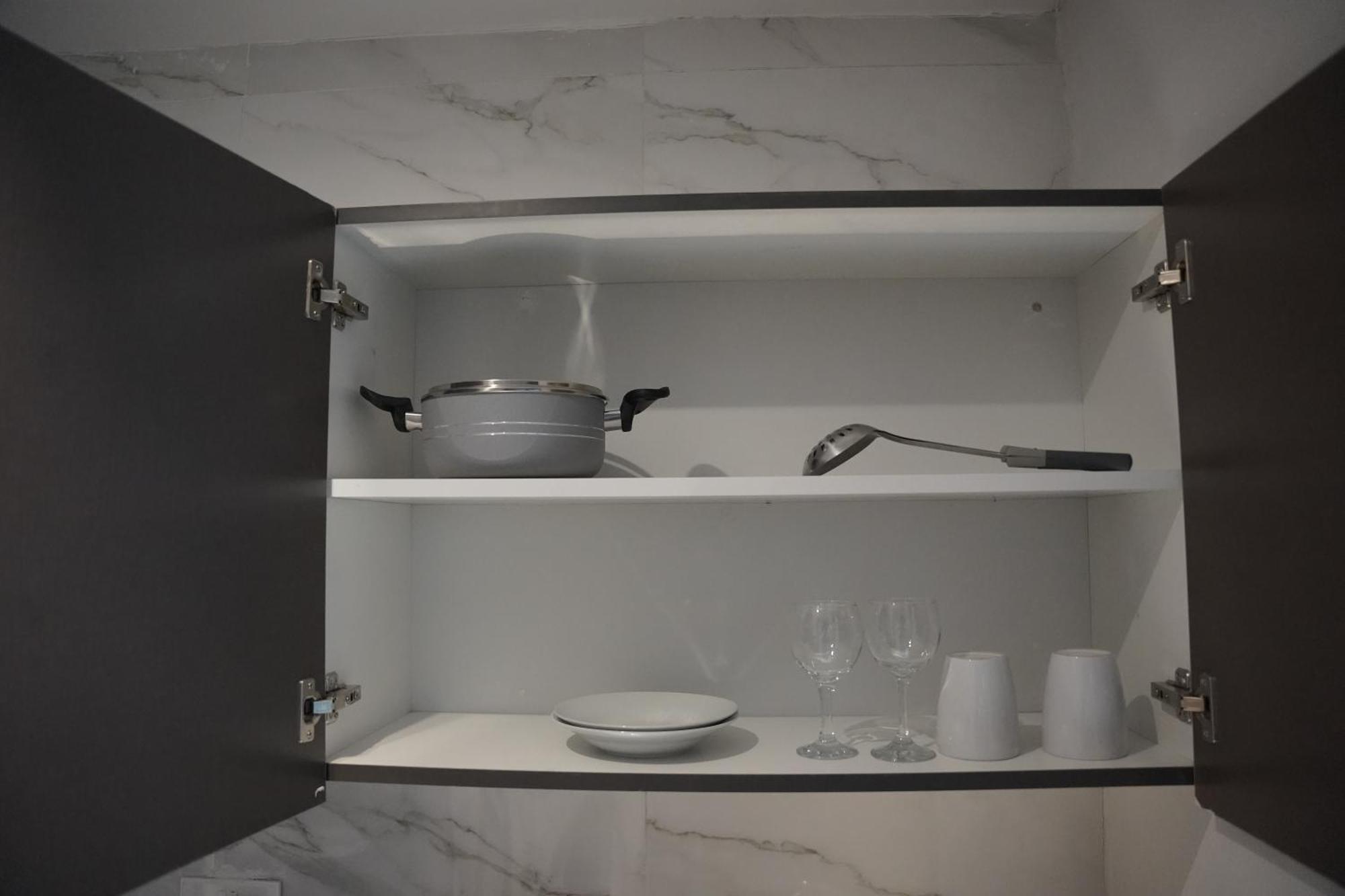 Apartment Ista Llc Dubai