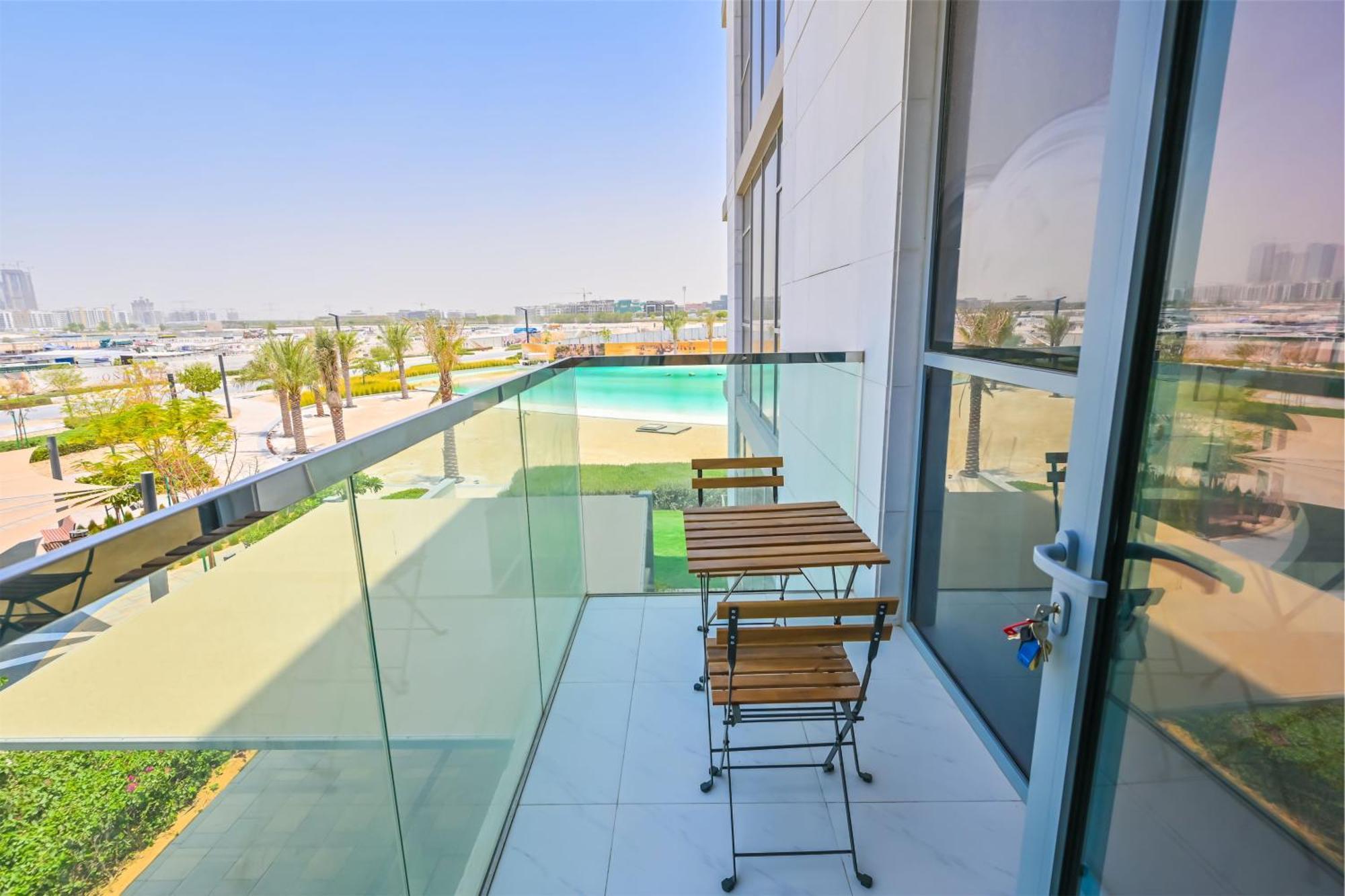 1br Haven With Lagoon Serenity In District One Meydan