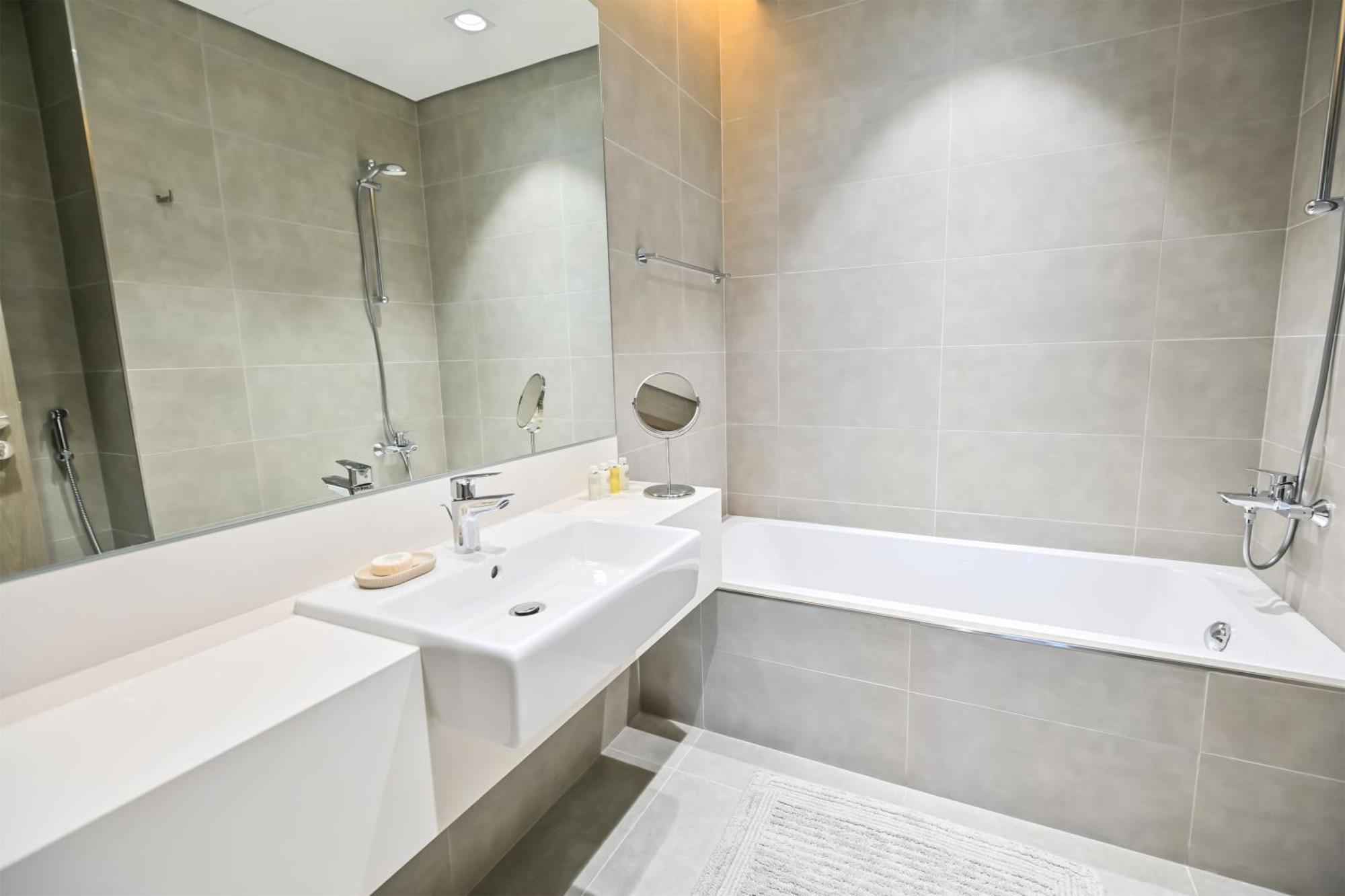 1br Haven With Lagoon Serenity In District One Meydan Dubai