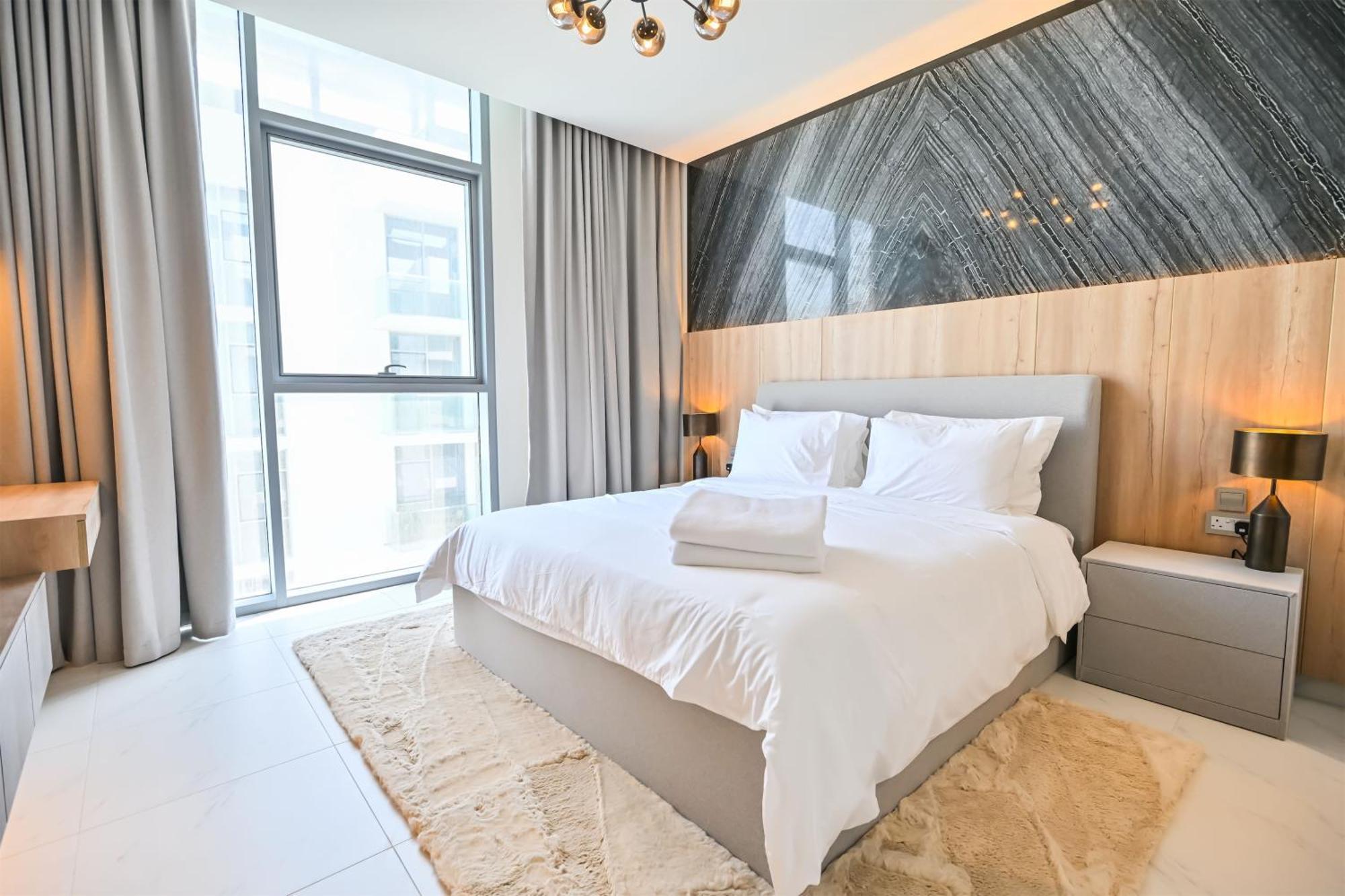 Luxury And Spacious 1 Bedroom In District One Meydan Apartment