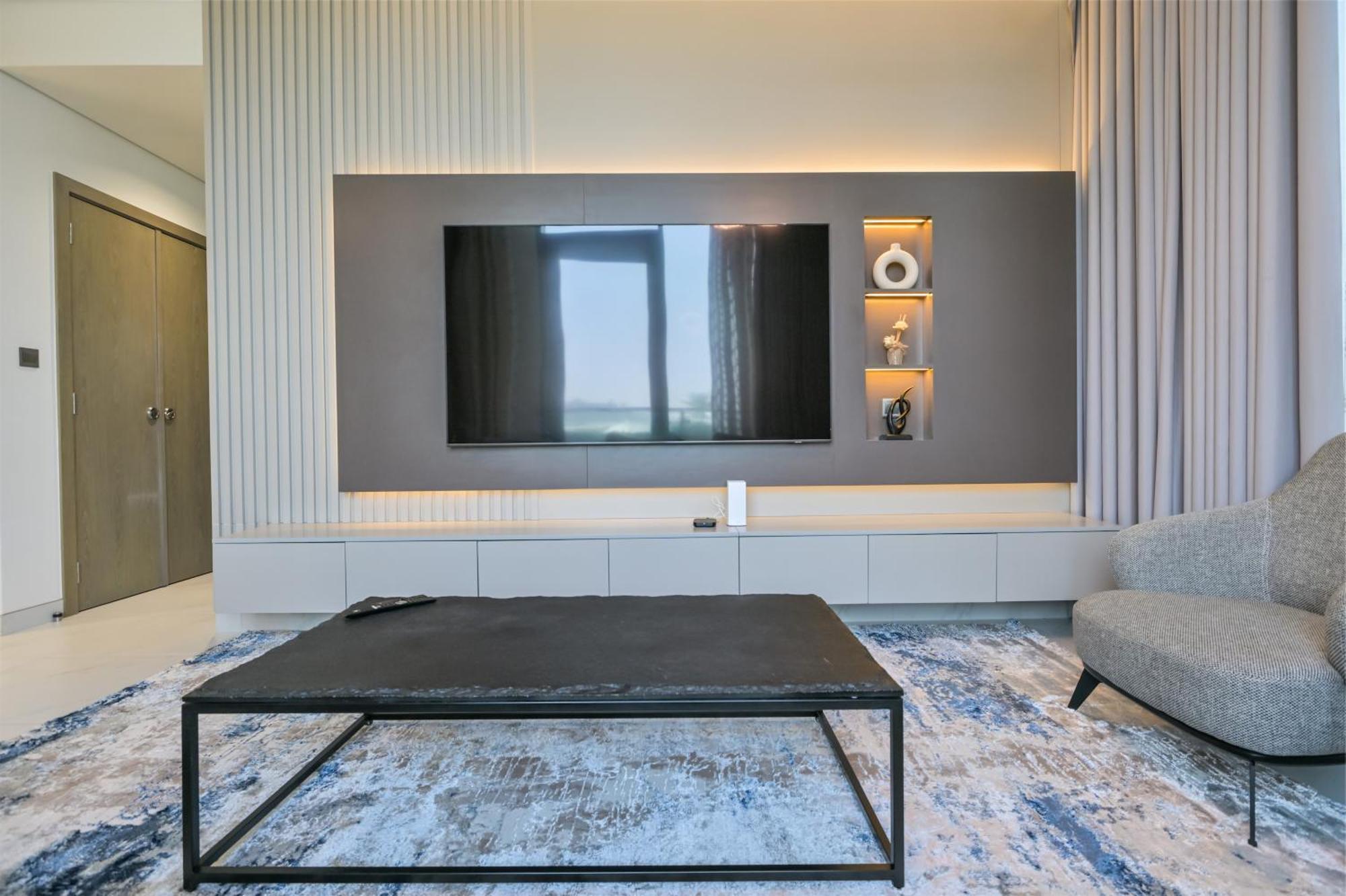Apartment Direct Access To Crystal Lagoon 1br Unit In District One Meydan Dubai