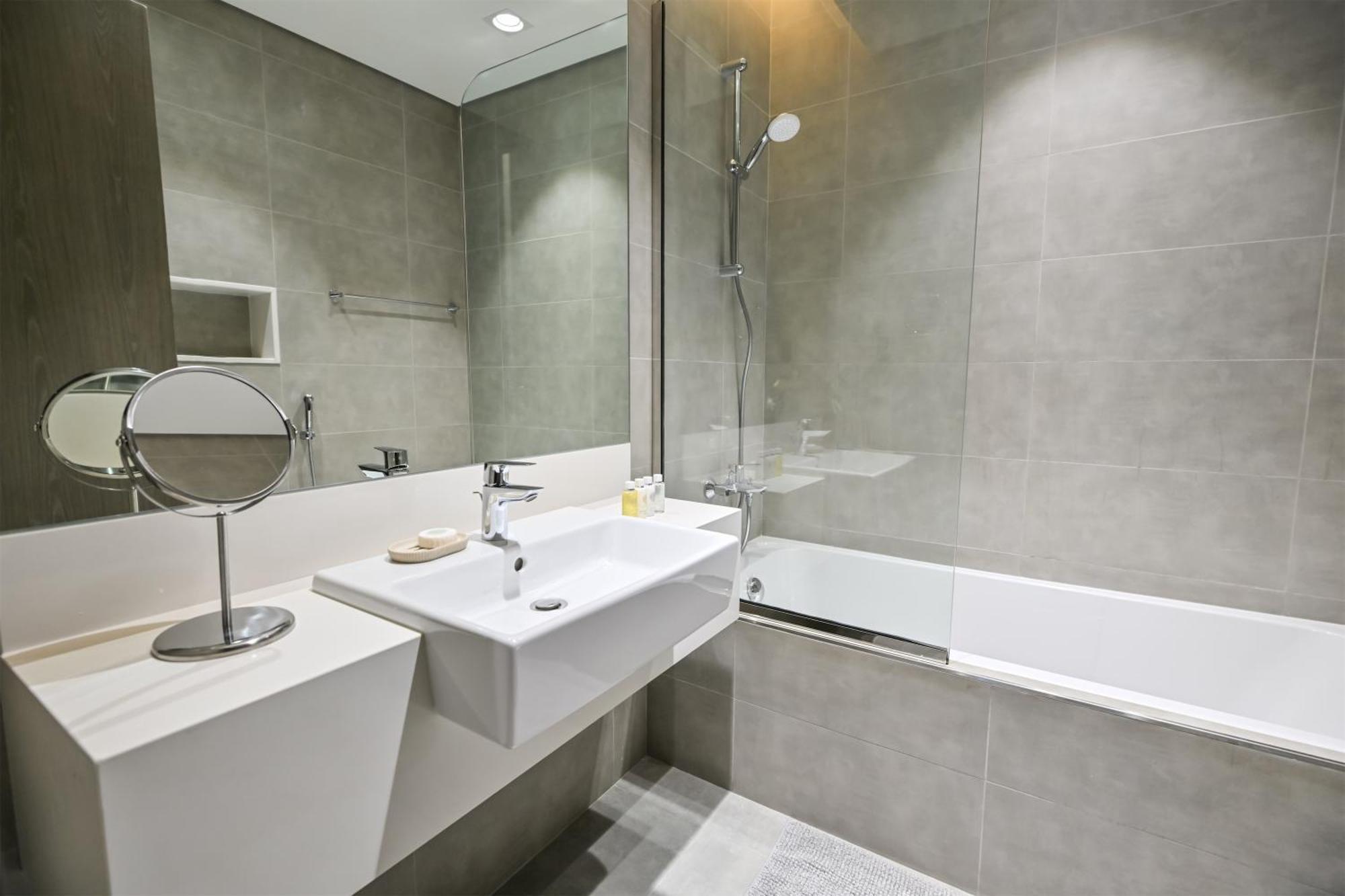 Direct Access To Crystal Lagoon 1br Unit In District One Meydan Apartment Dubai