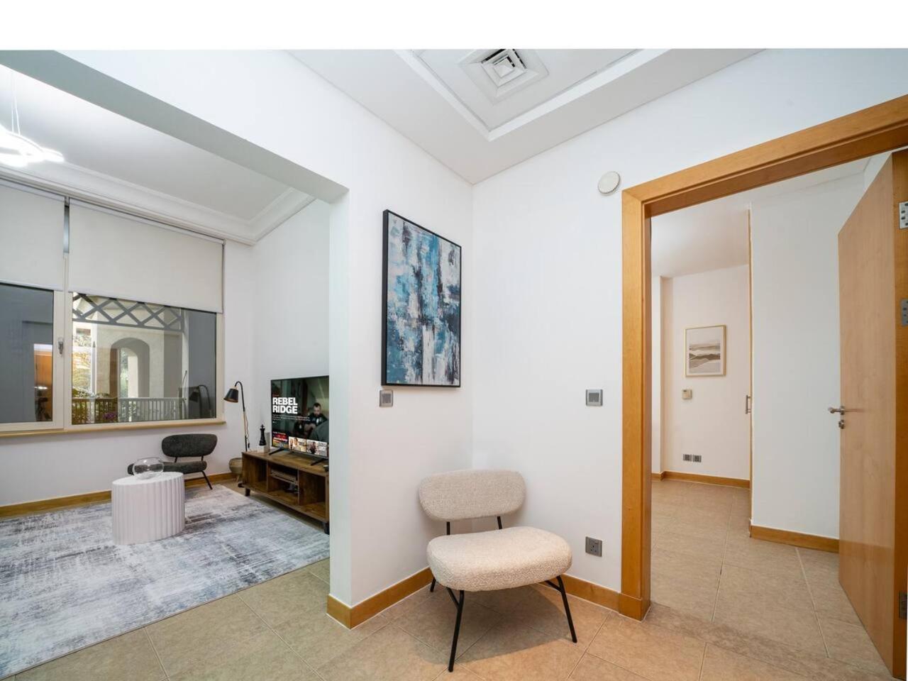 Cosy Palm Jumeirah 1 Bedroom - Perfect Location Apartment *