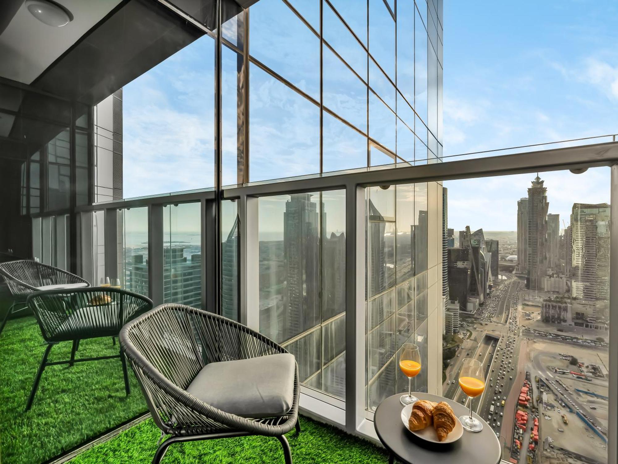 Wonderfulstay At Paramount - Highest Infinity Pool - Burj Khalifa View - Brand New Luxury Apartment *
