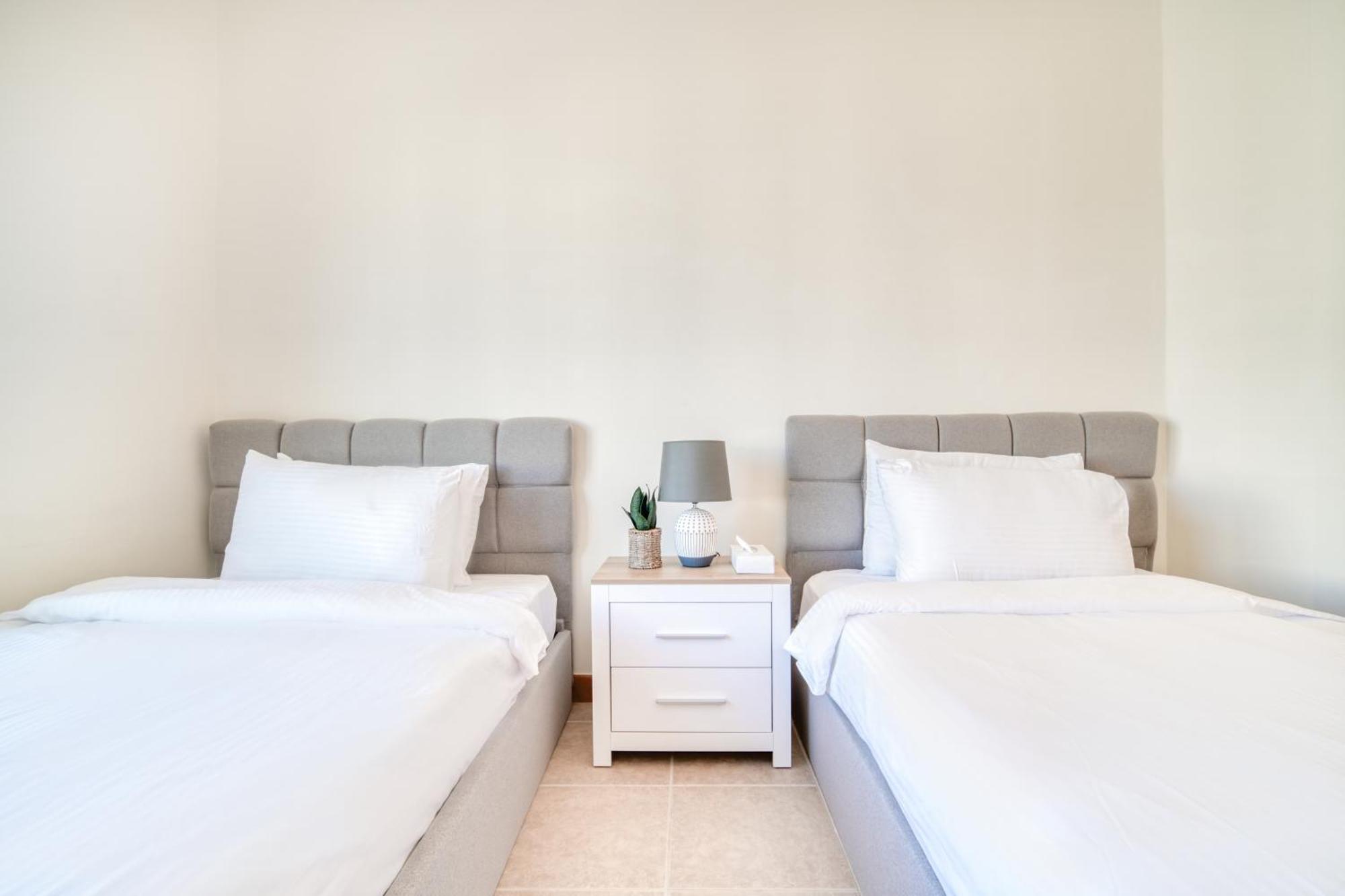 Apartment Shoreline 14, Al Hallawi - Palm Jumeirah - Mint Dubai