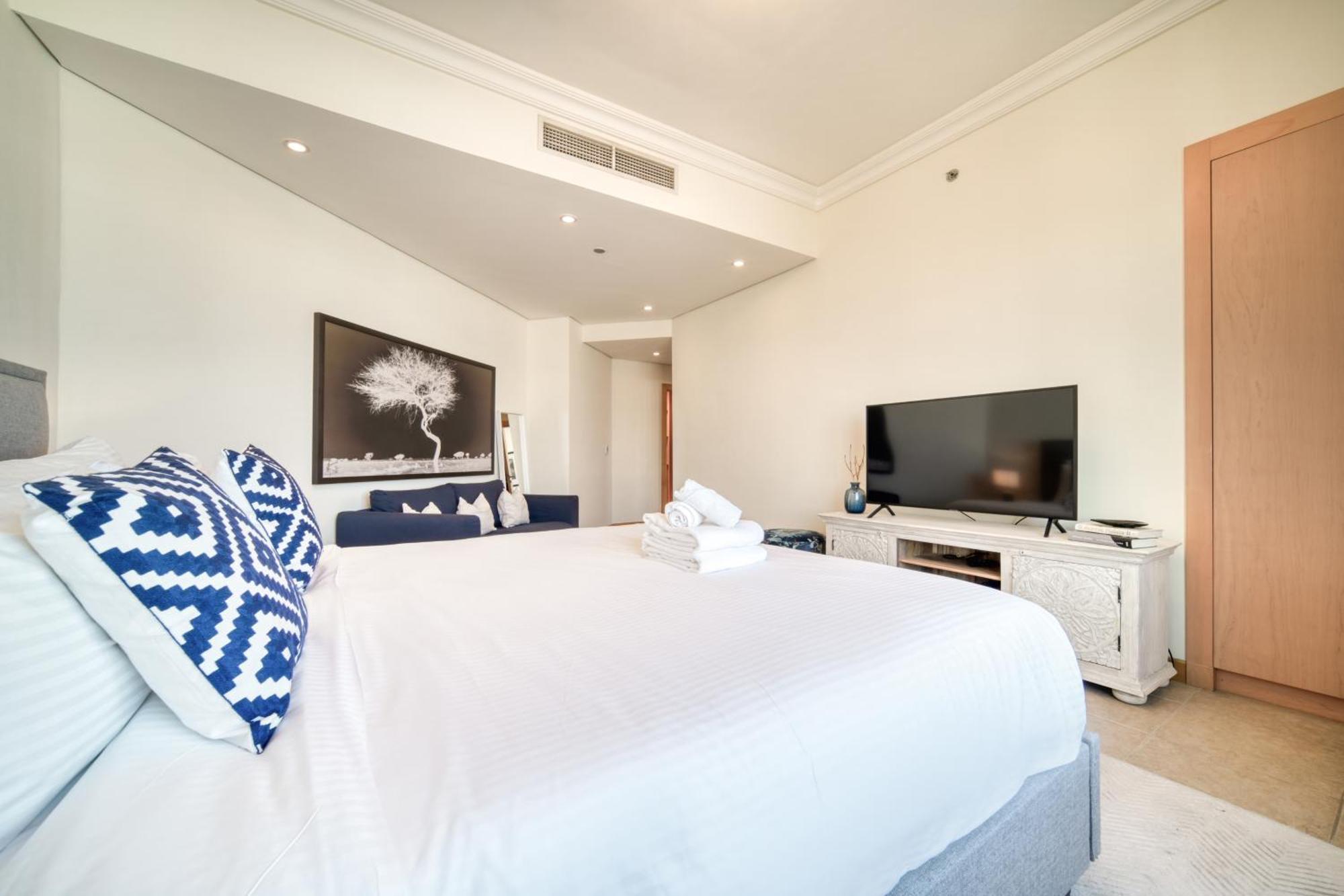 Shoreline 14, Al Hallawi - Palm Jumeirah - Mint