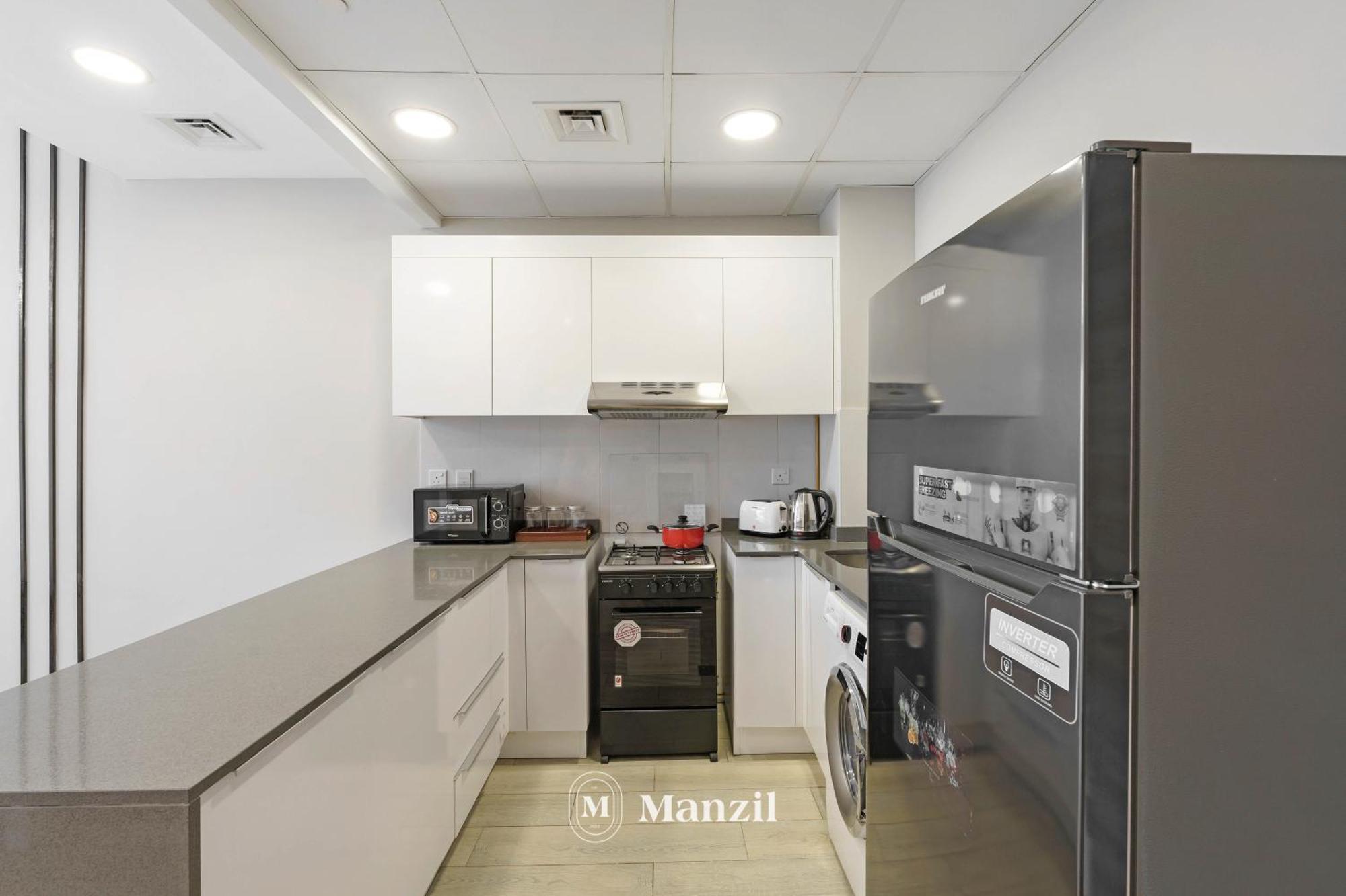 Stylish 1br In Jvc Near Circle Mall Apartment