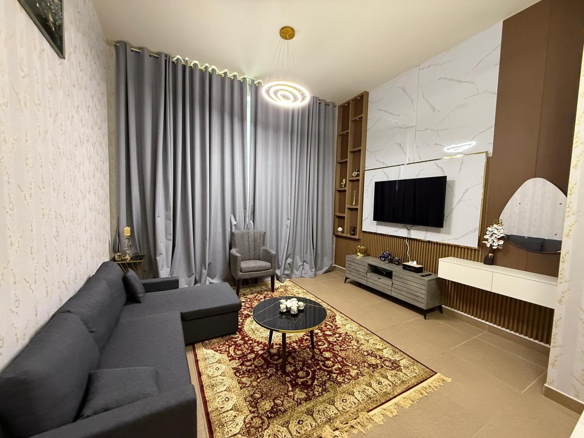 Hm-102amazing Large Fully Furnished 1bhk Apartment Dubai