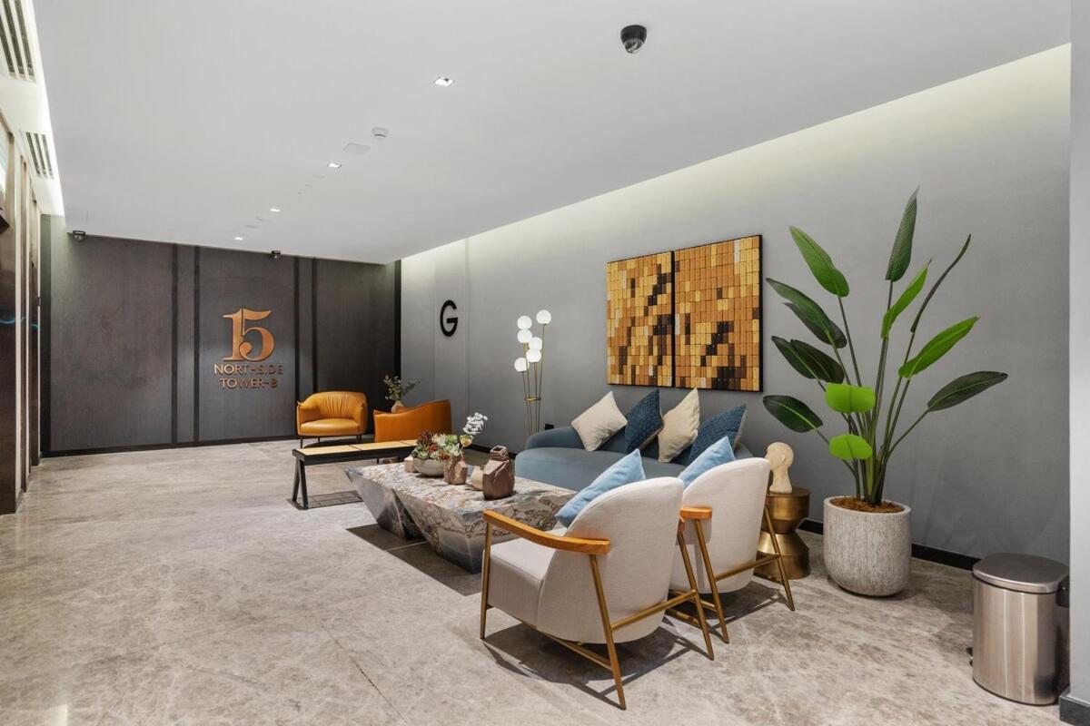 Waves - Stunning 1br With Huge Terrace & Scenic Views Dubai