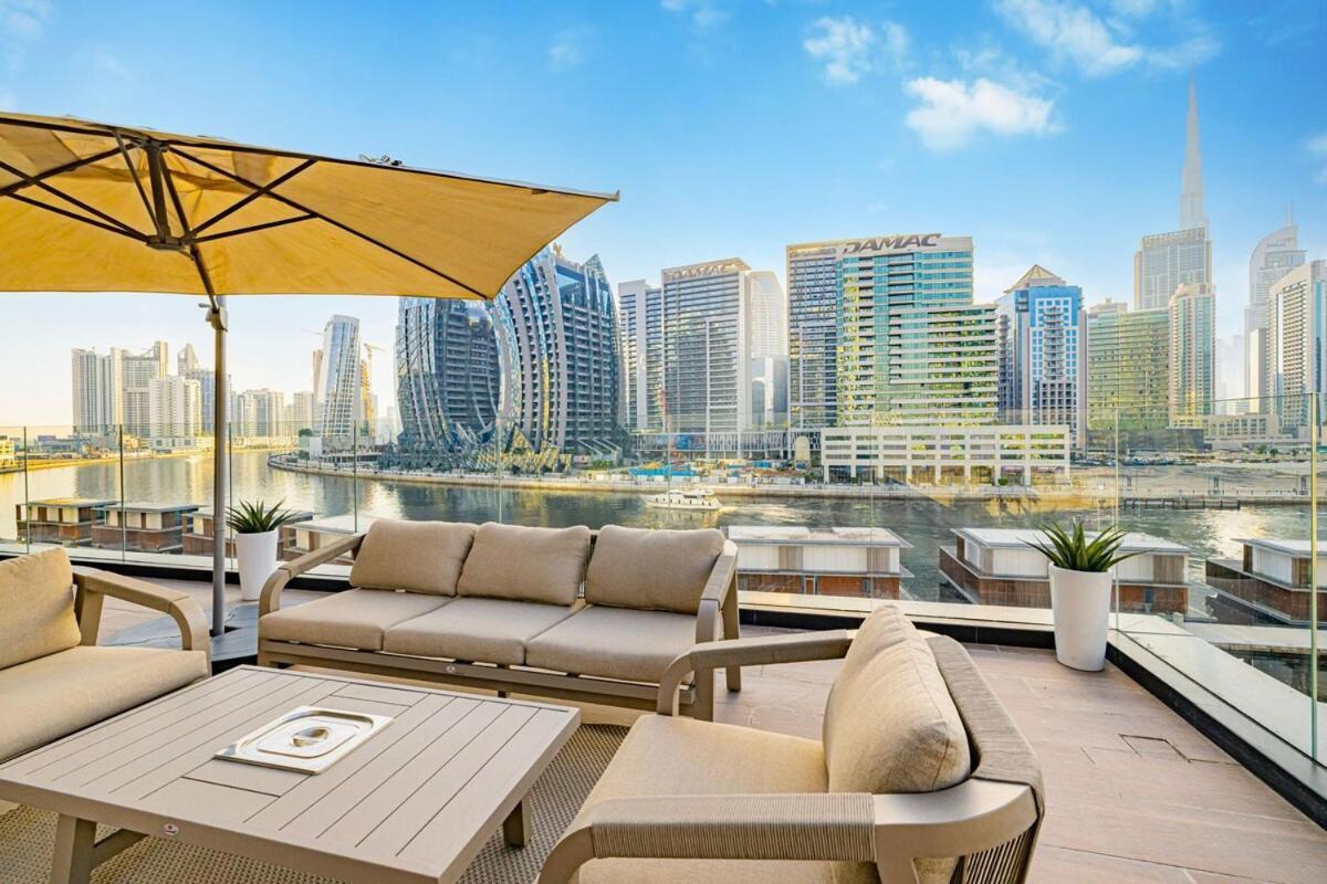Apartment Waves - Stunning 1br With Huge Terrace & Scenic Views *