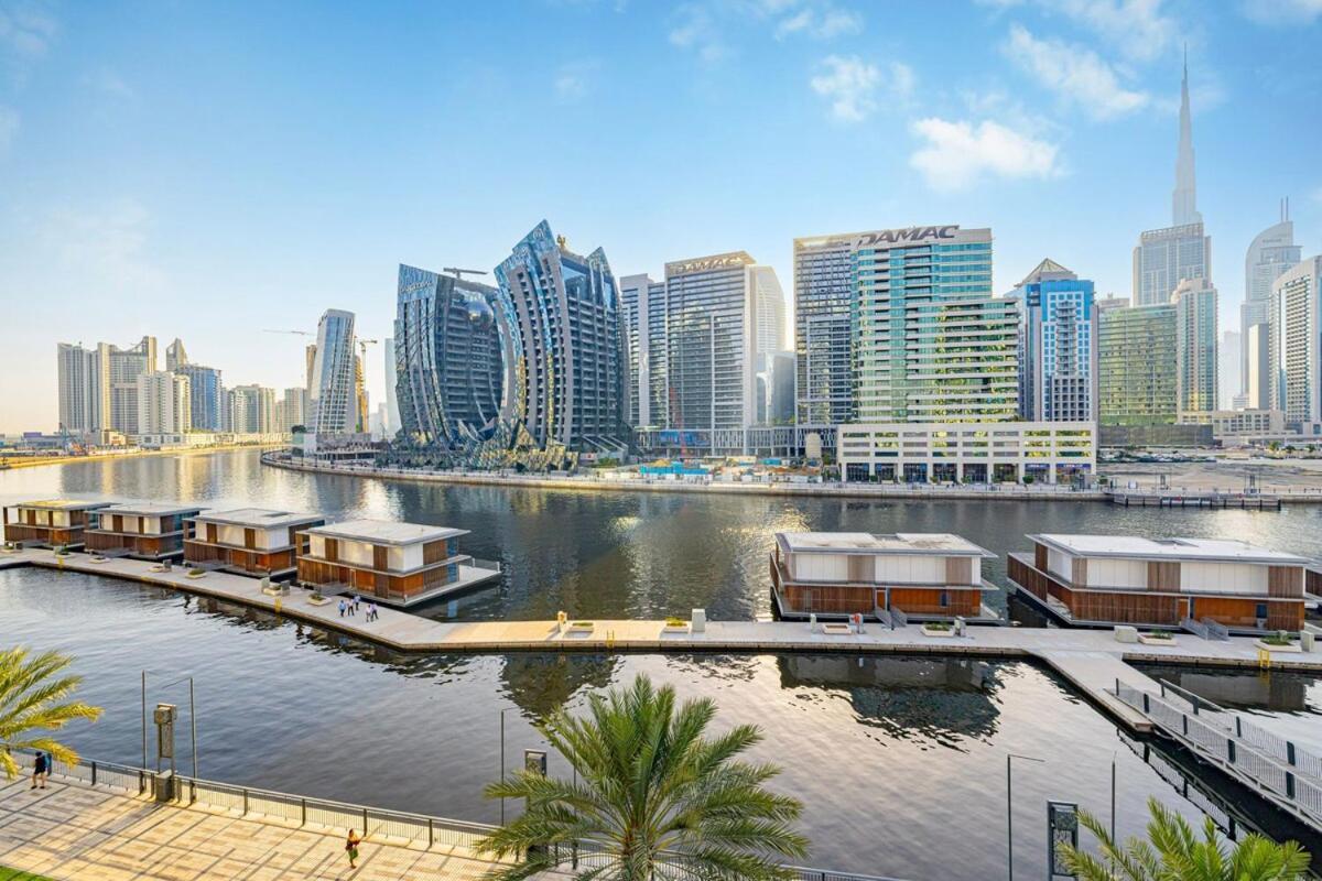 Waves - Stunning 1br With Huge Terrace & Scenic Views Apartment *
