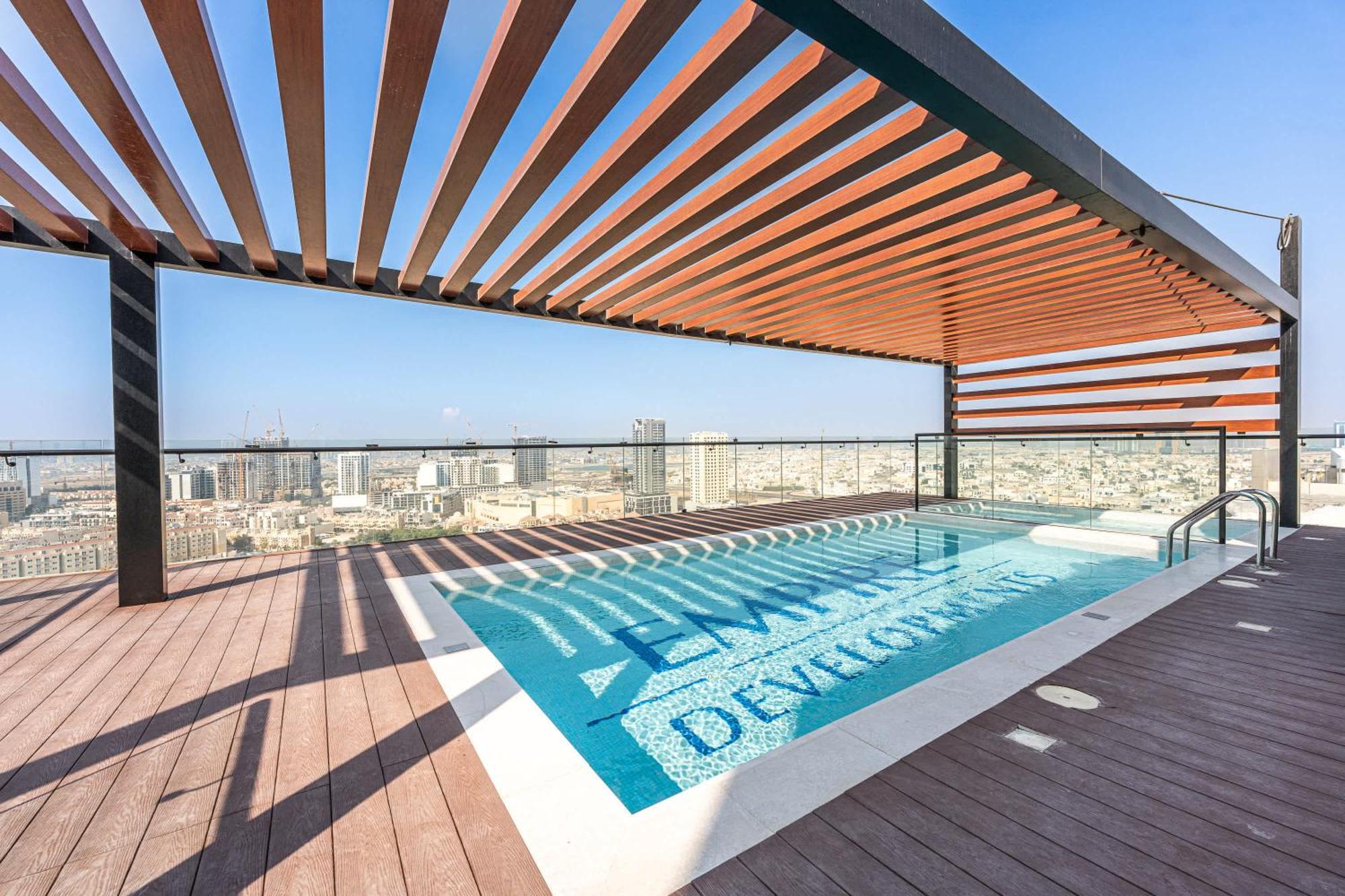 Apartment Modern With Pool View For 2 In Jvc