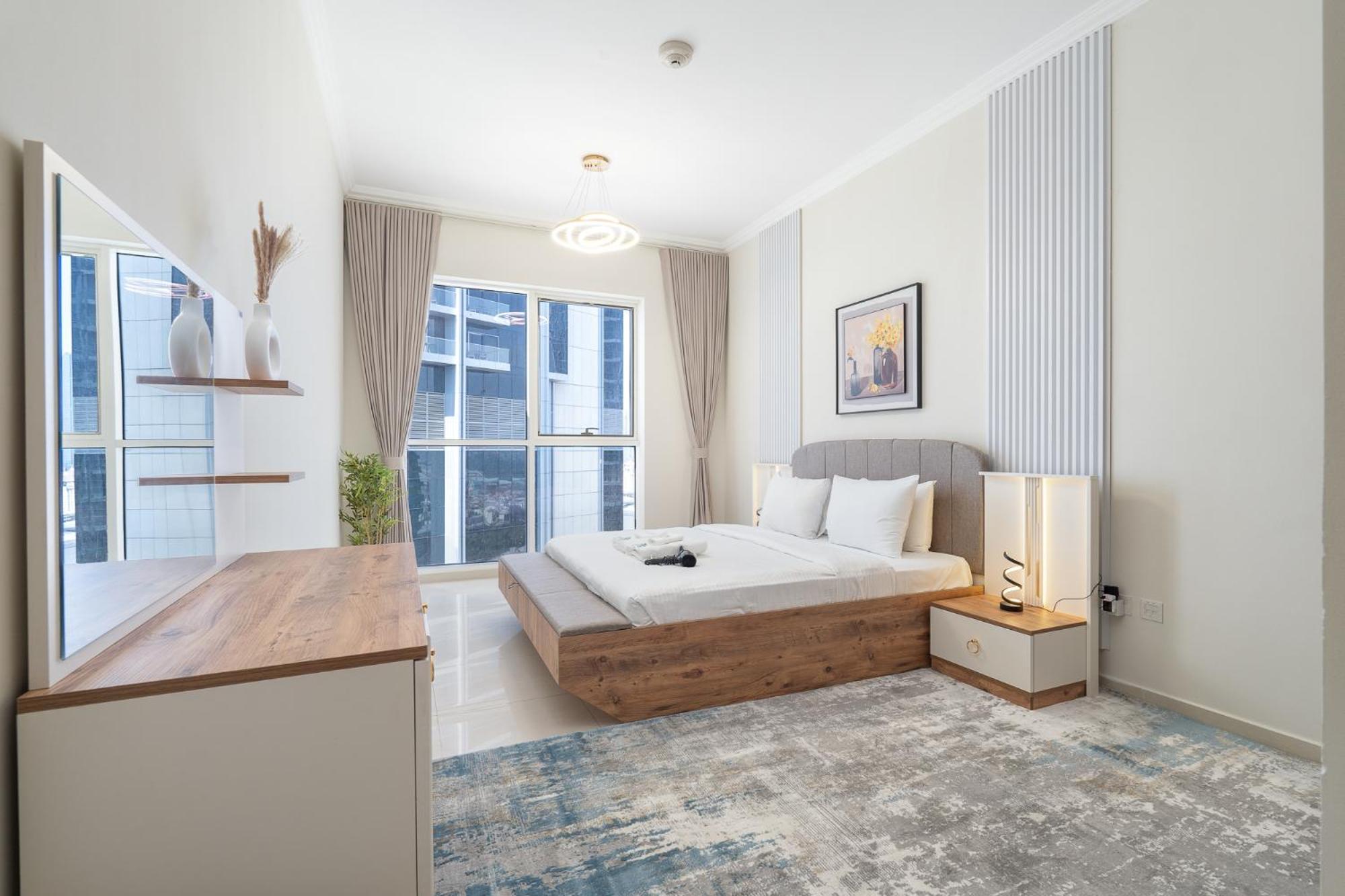 Heaven Crest Downtown - 3 Bedroom 2 Minute Walk To Mall And Burj Khalifa Apartment