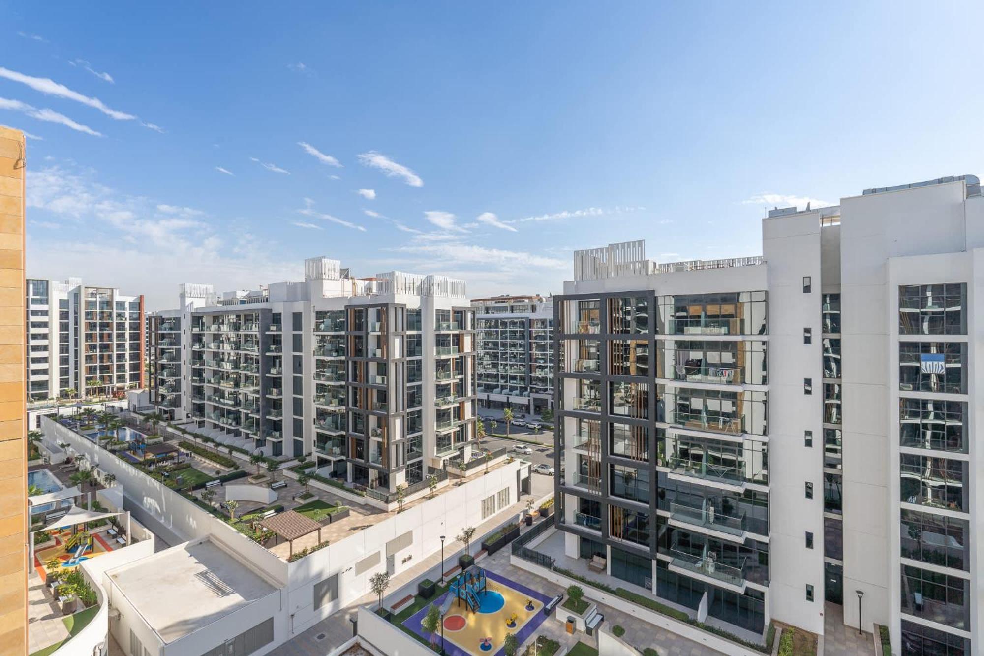 1 Bedroom And A Marvelous Flat In Azizi Riviera 26