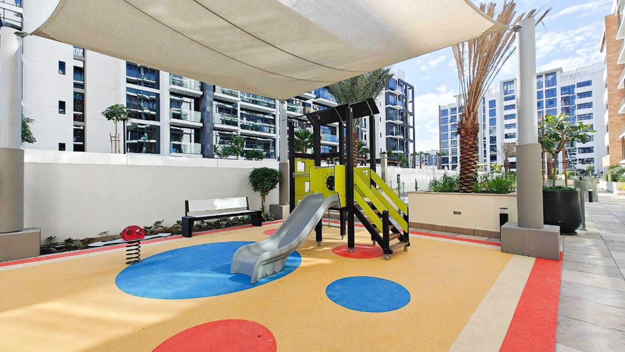 1 Bedroom And A Marvelous Flat In Azizi Riviera 26 Apartment Dubai