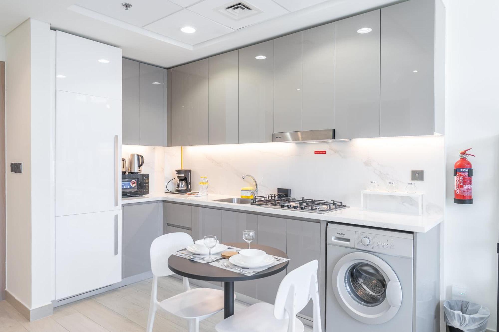 Apartment 1 Bedroom And A Marvelous Flat In Azizi Riviera 26 Dubai