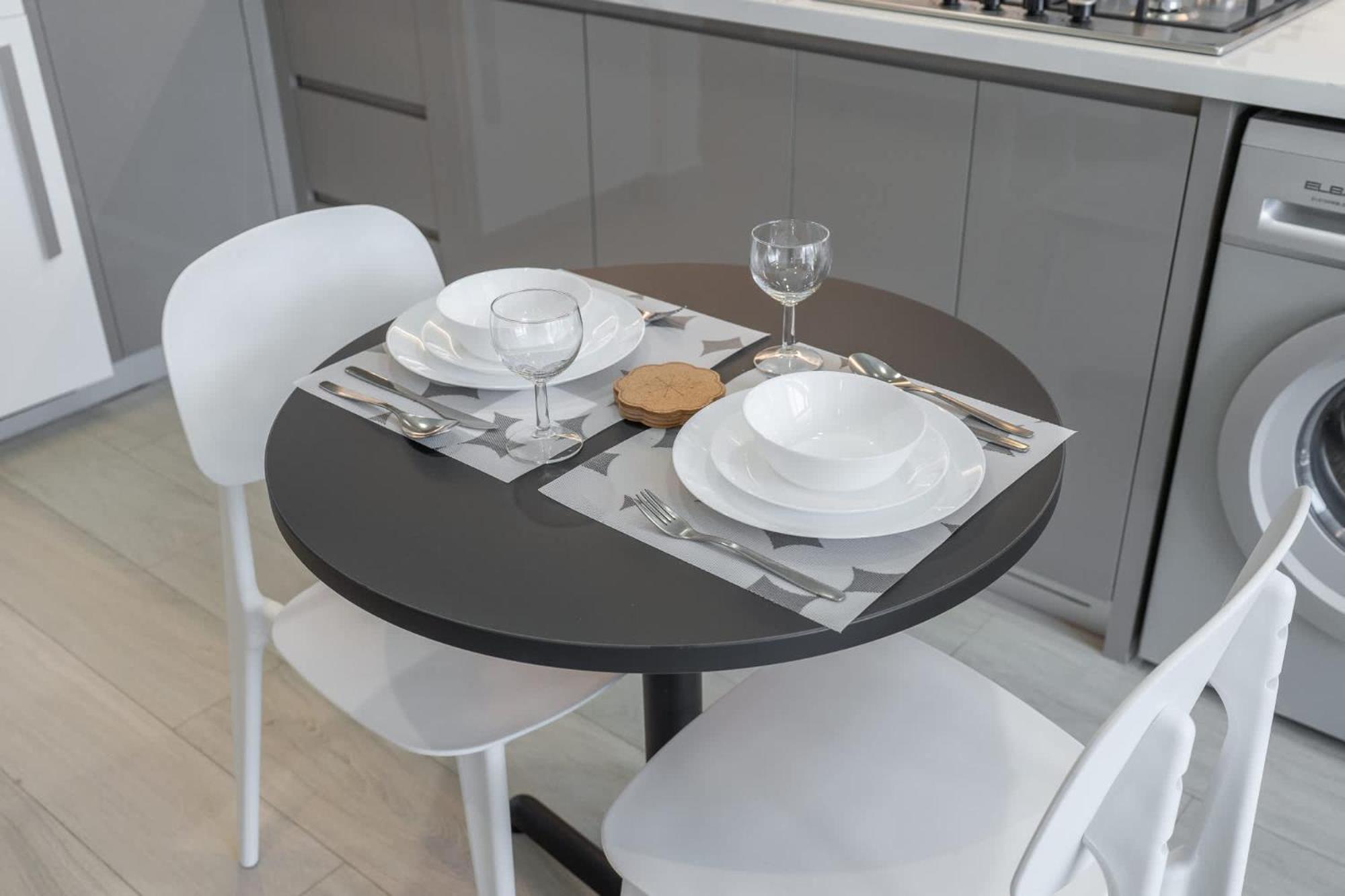 Apartment 1 Bedroom And A Marvelous Flat In Azizi Riviera 26 Dubai