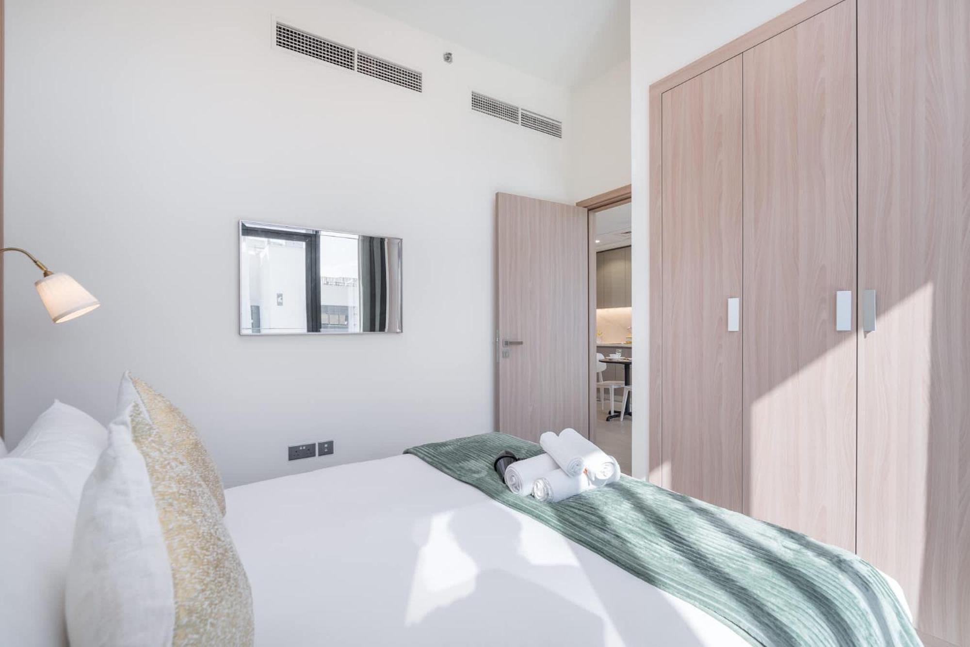 1 Bedroom And A Marvelous Flat In Azizi Riviera 26 Apartment *