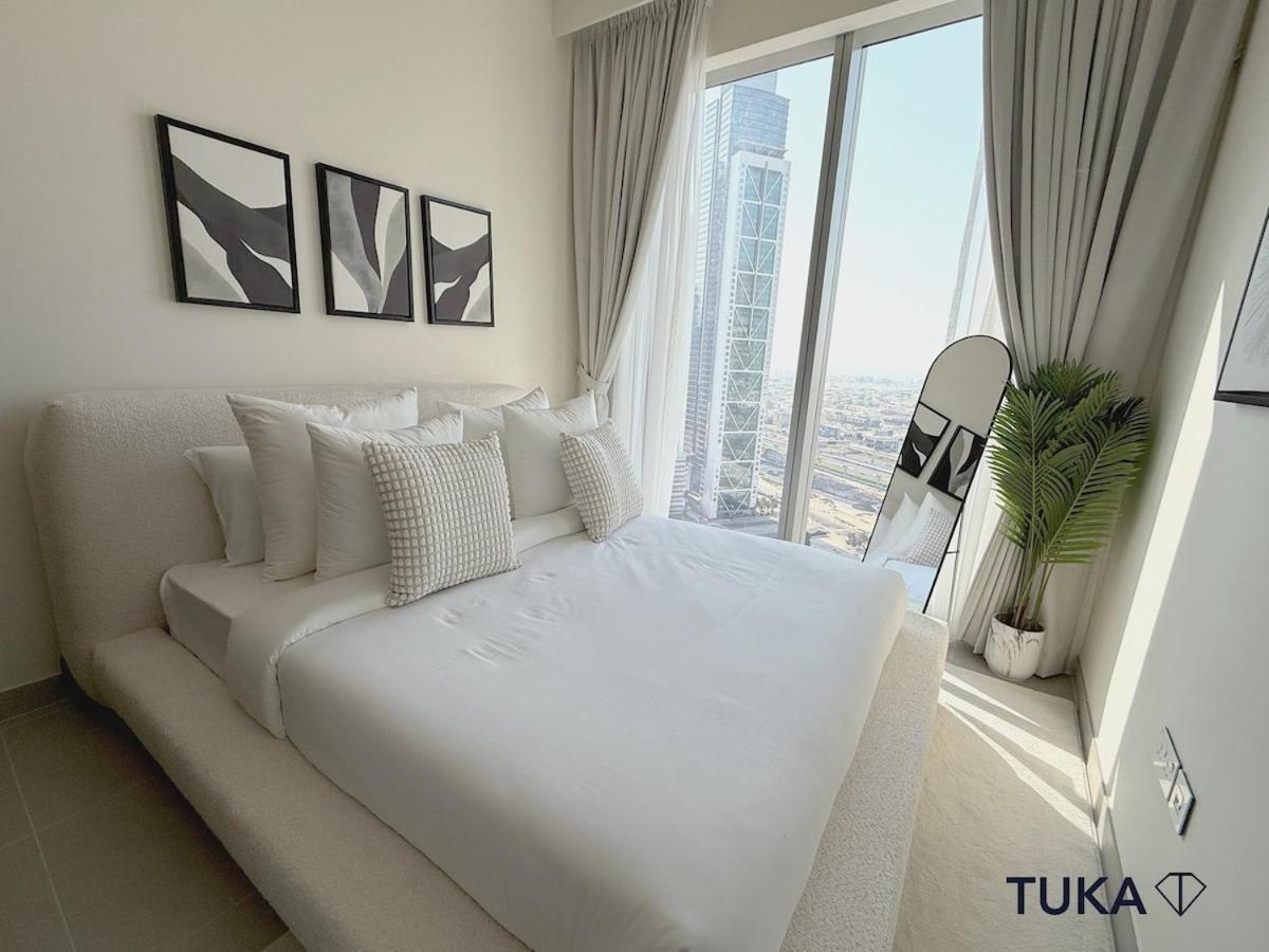 2br Tower 1 Downtown 3mn Burj Khalifa Dubai
