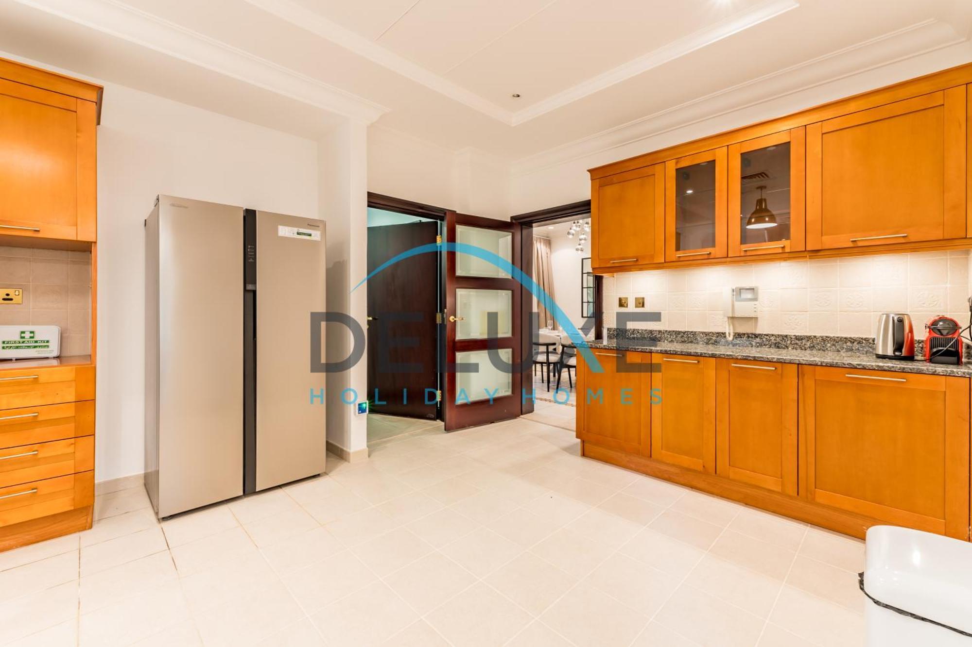 Luxurious 4br With Maids In Canal Cove, Palm Jumeirah By Deluxe Homes * Dubai