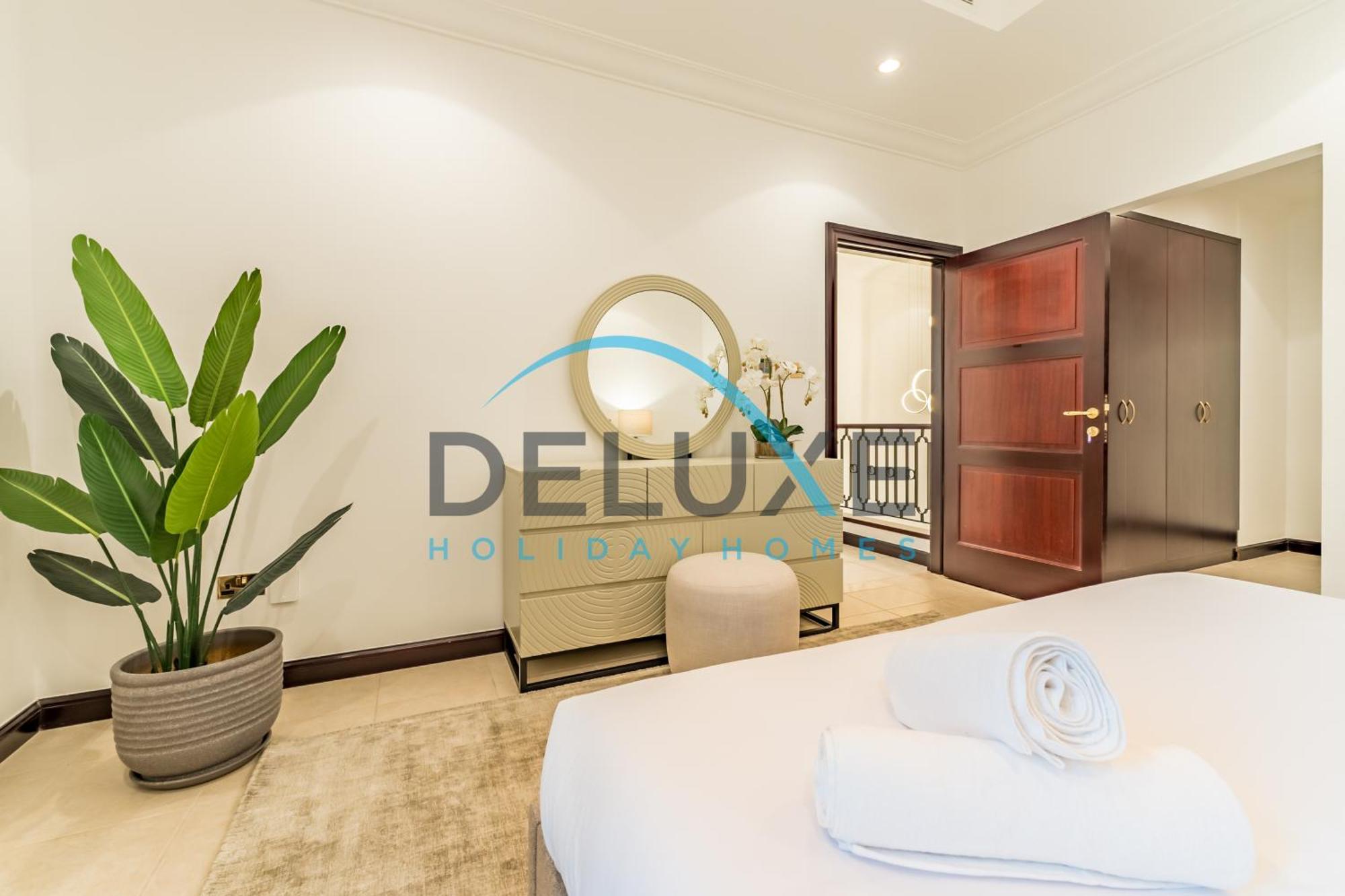 Luxurious 4br With Maids In Canal Cove, Palm Jumeirah By Deluxe Homes Dubai