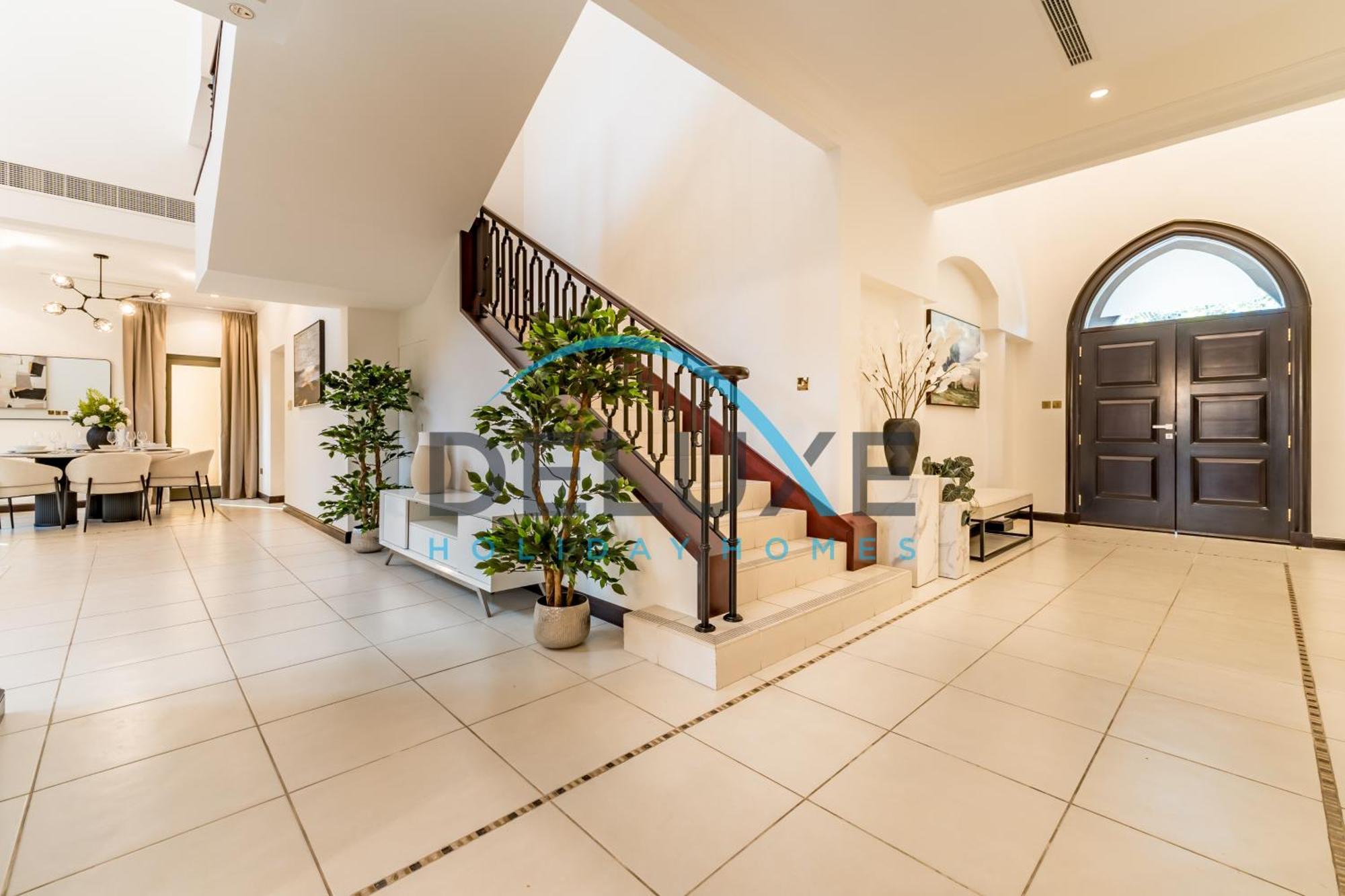 Luxurious 4br With Maids In Canal Cove, Palm Jumeirah By Deluxe Homes * Dubai
