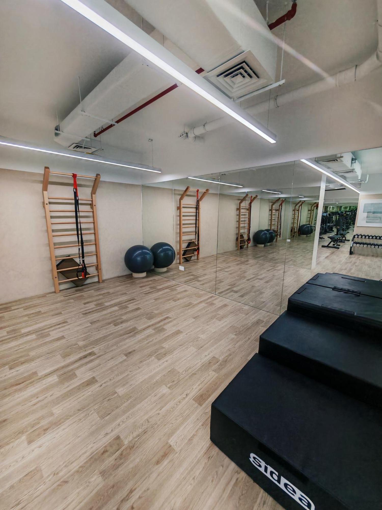 Jvc Modern In Apartment Dubai
