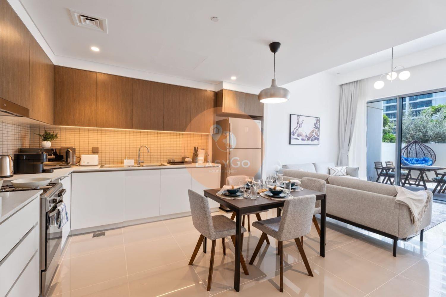 Easygo - Exceptional 2bdr- Large Terrace-pool Access Apartment