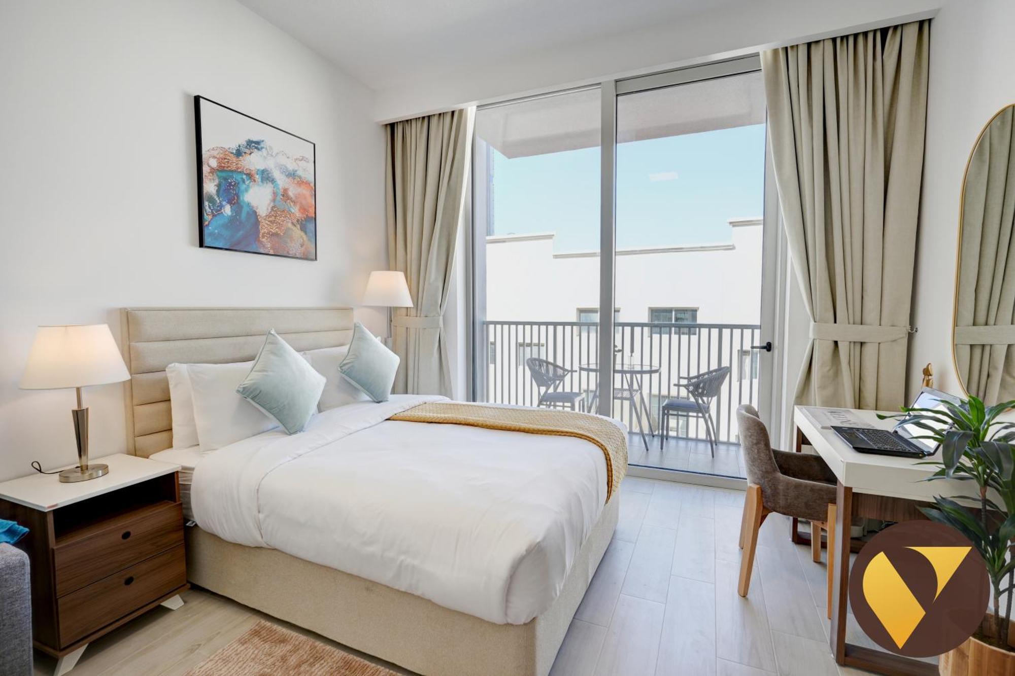 Vogue Luma22 Jvc 5 Mins Circle Mall & 12 Mins Emirates Mall Apartment *