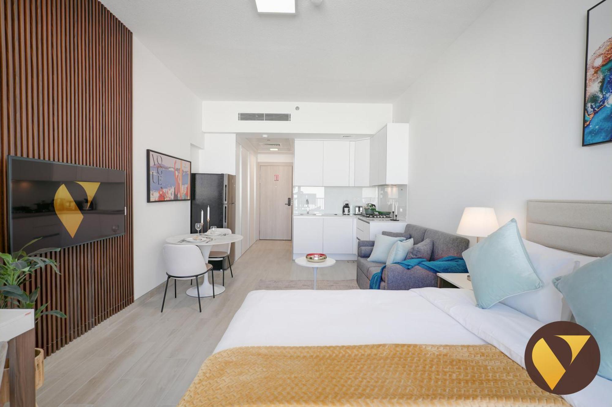 Apartment Vogue Luma22 Jvc 5 Mins Circle Mall & 12 Mins Emirates Mall Dubai