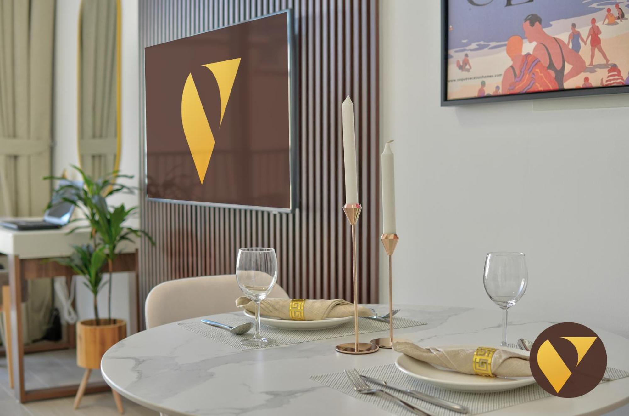 Apartment Vogue Luma22 Jvc 5 Mins Circle Mall & 12 Mins Emirates Mall *
