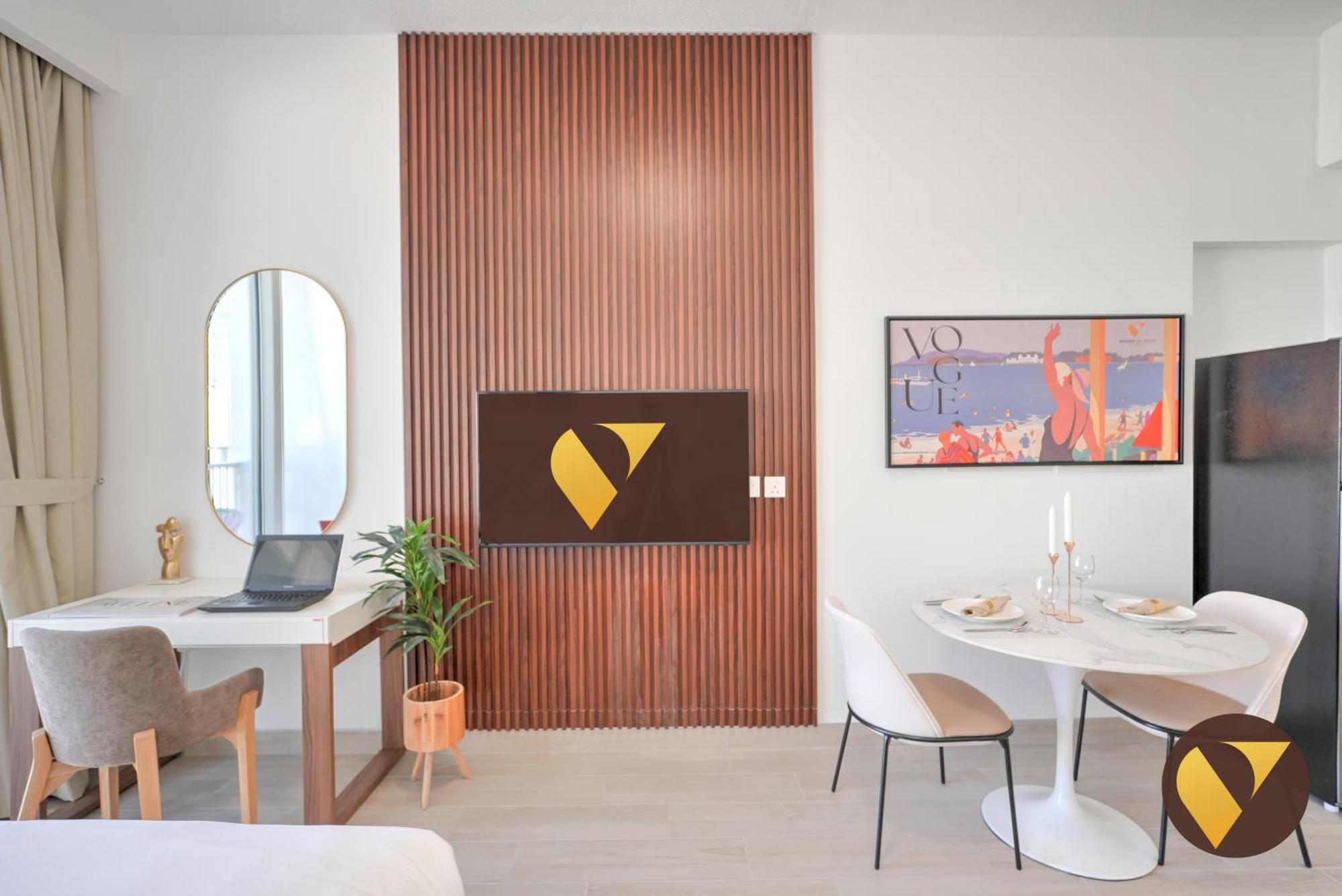 Apartment Vogue Luma22 Jvc 5 Mins Circle Mall & 12 Mins Emirates Mall