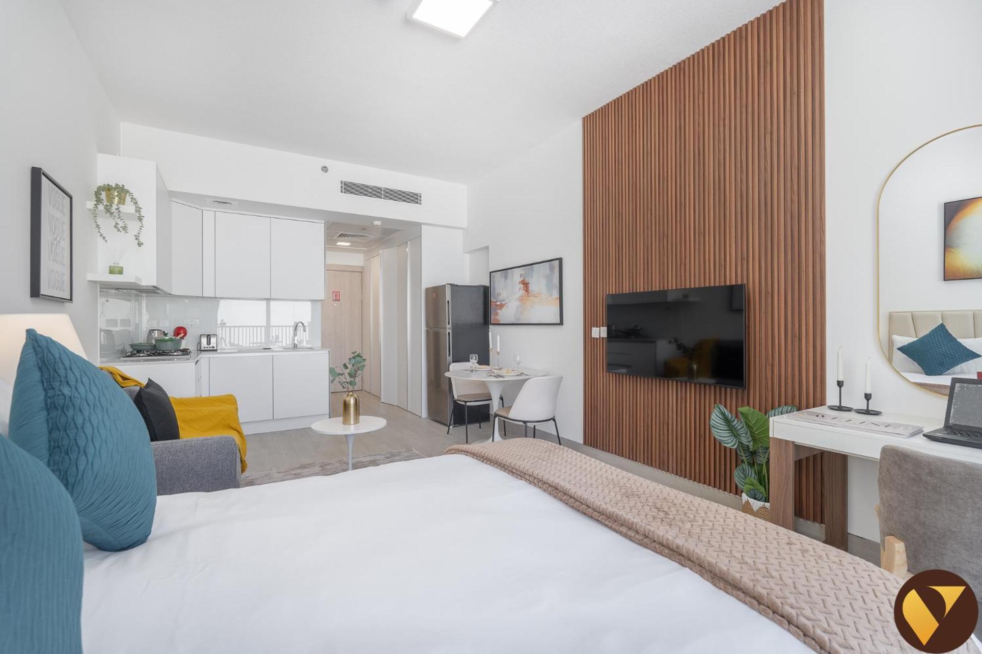 Apartment Vogue Luma22 Jvc 5 Mins Circle Mall & 12 Mins Emirates Mall Dubai