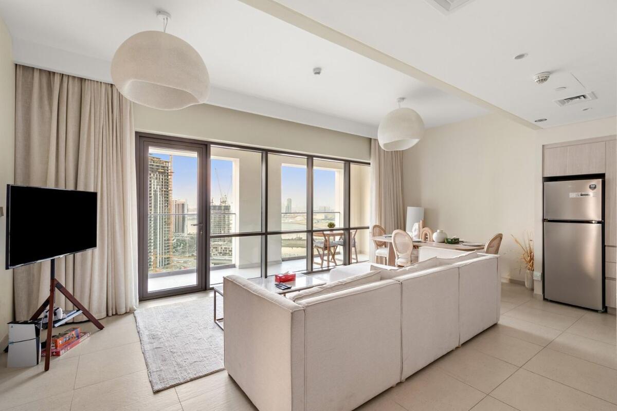 Apartment First Class 2br Refreshing Creek View