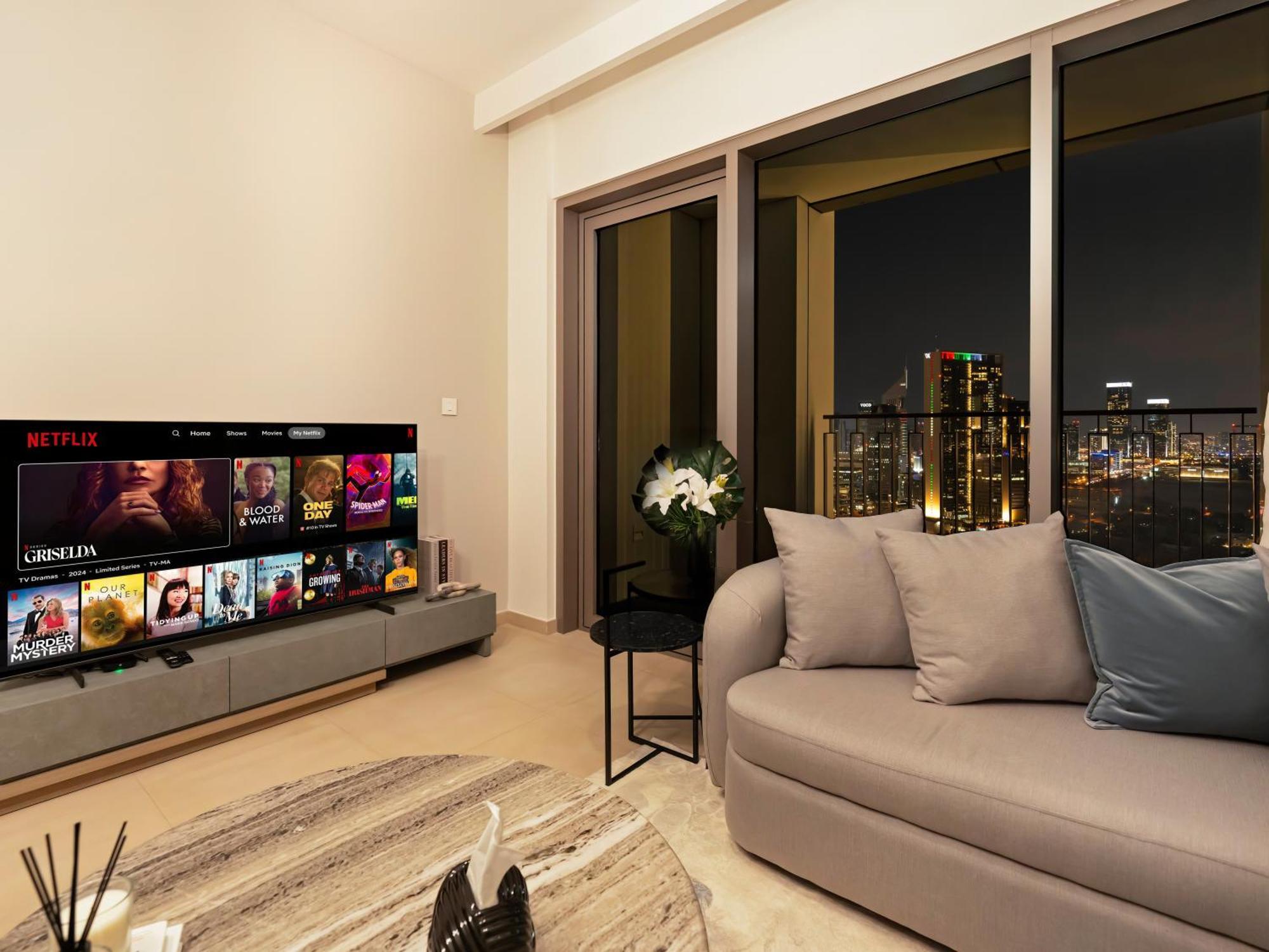 Royal Vista At Downtown Views Ii - Views - Brand New Luxury 2br Dubai