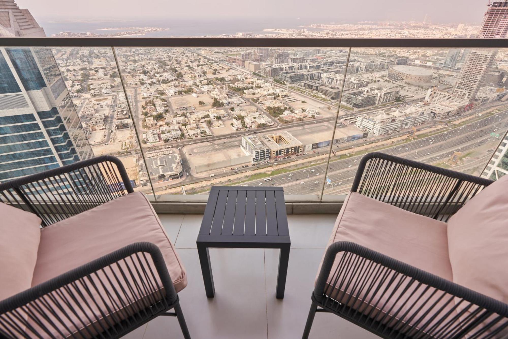 Apartment 2bd - 6 Guests - 59th Floor, Burj Views 64th Floor Infinity Pool *