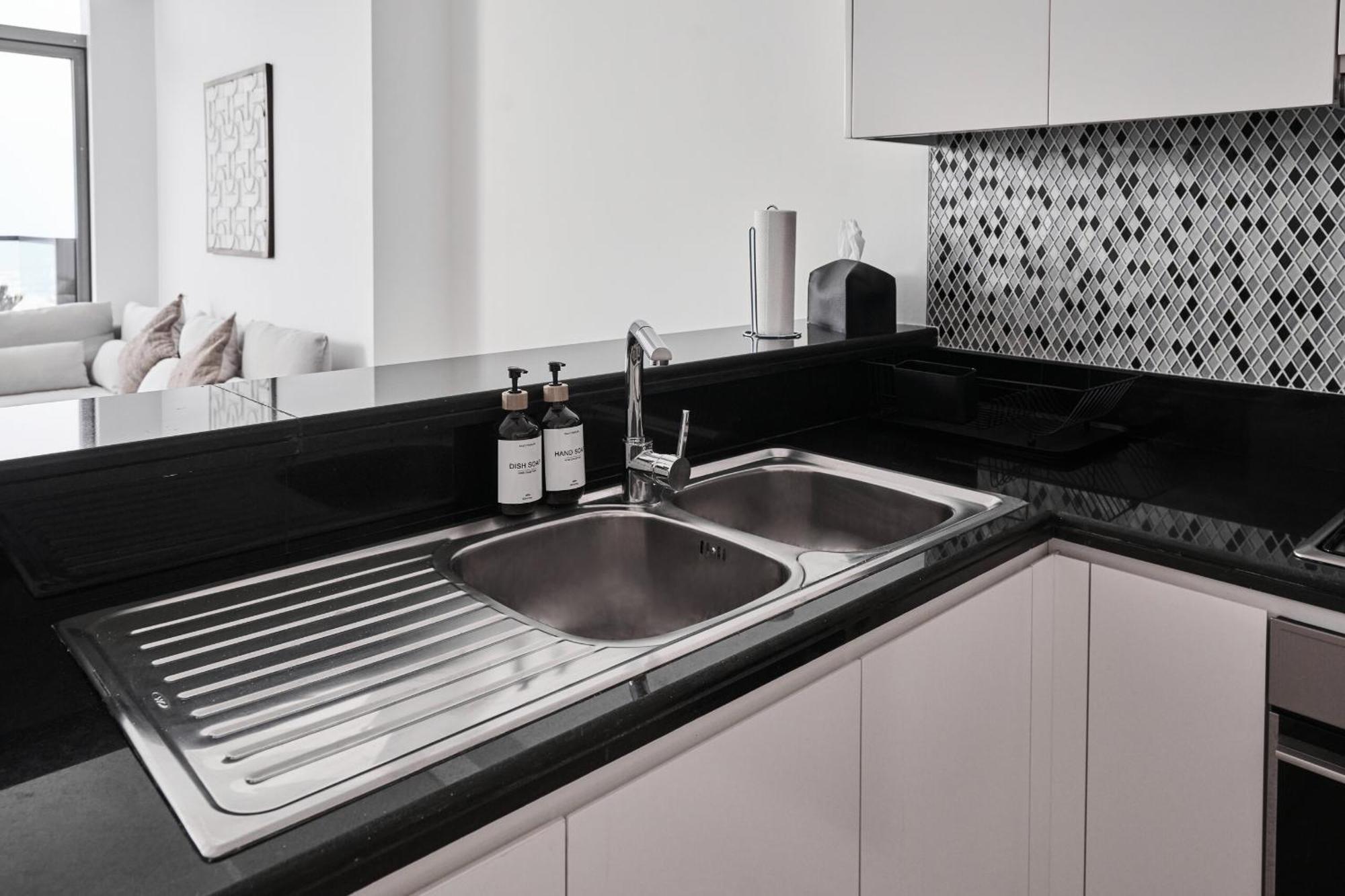 Apartment 2bd - 6 Guests - 59th Floor, Burj Views 64th Floor Infinity Pool *