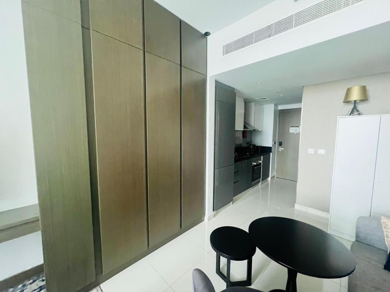 Luxury Near Burj Khalifa Apartment Dubai