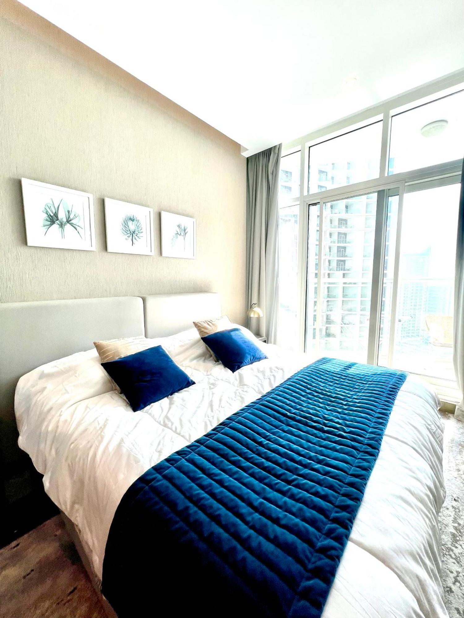 Luxury Near Burj Khalifa * Dubai