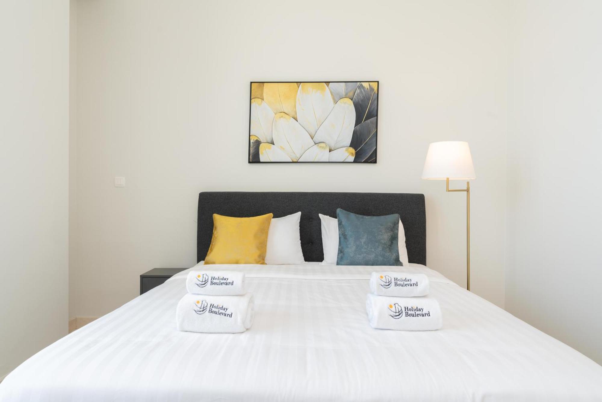 Boulevard - Luxury 3br Penthouse With Burj Khalifa And Creek Views Apartment