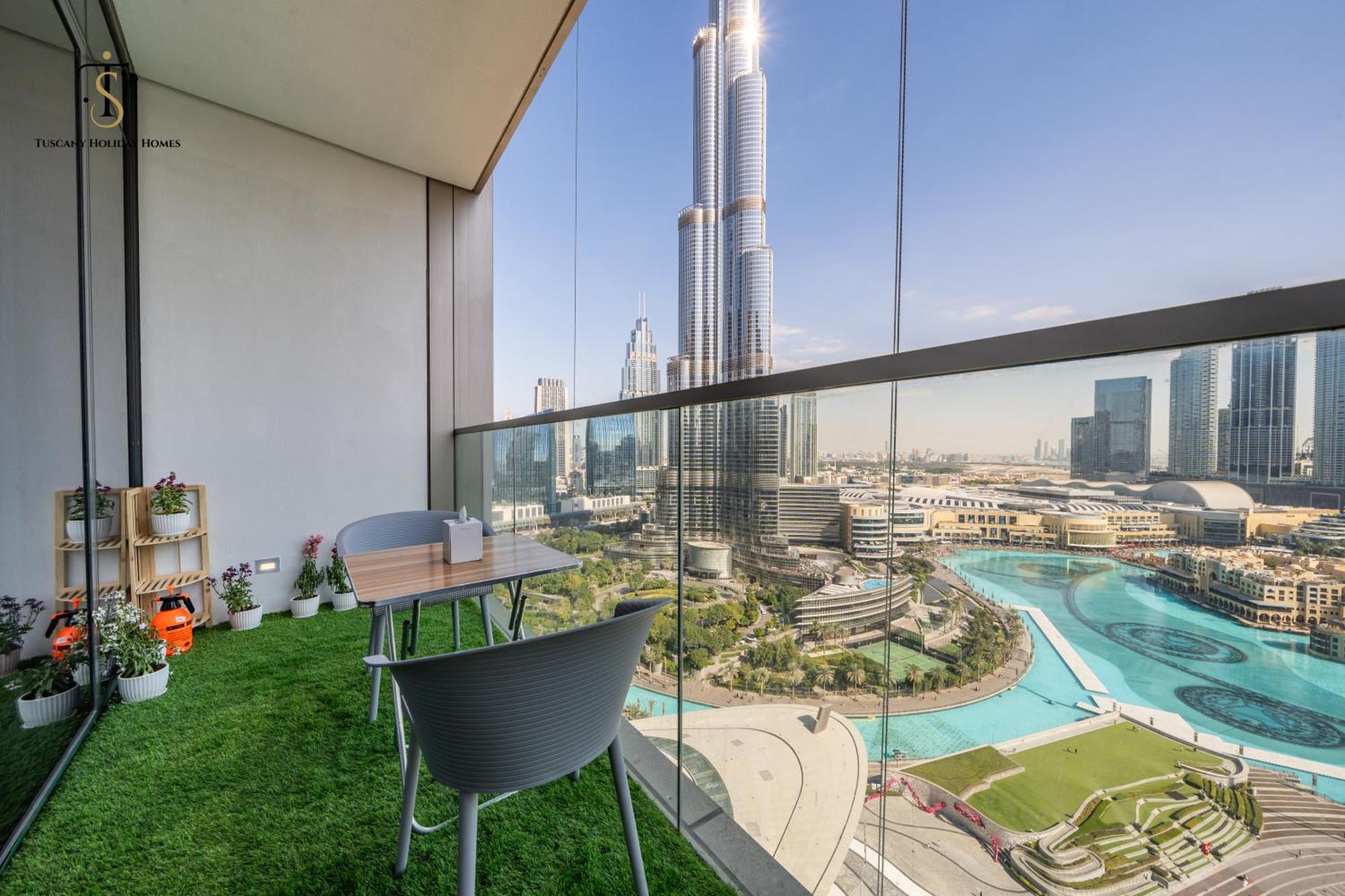 Dream With Fountain & Burj Khalifa View Apartment Dubai