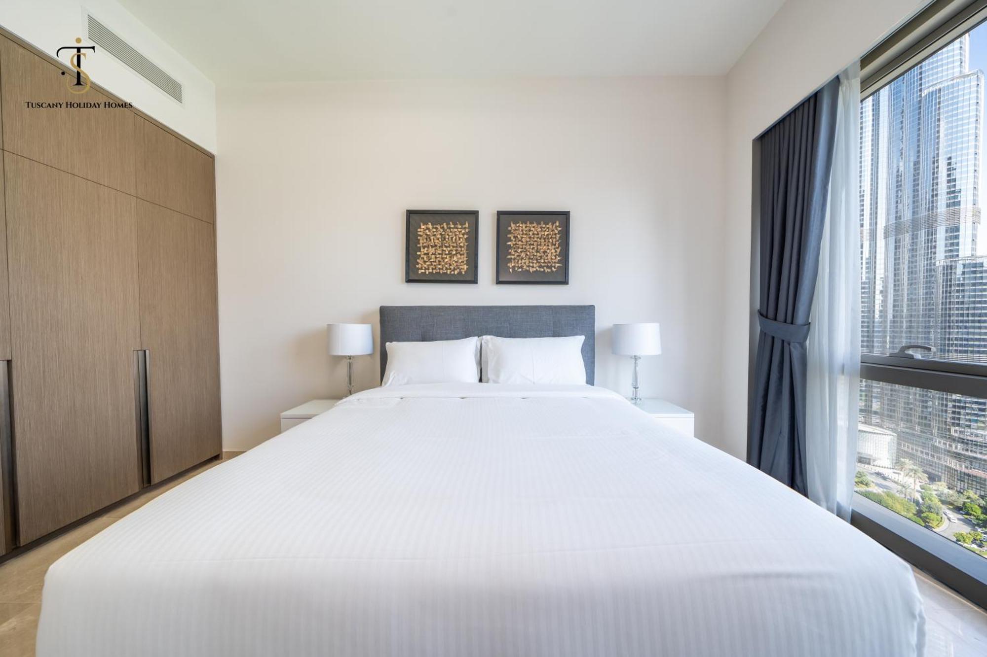 Dream With Fountain & Burj Khalifa View Apartment Dubai