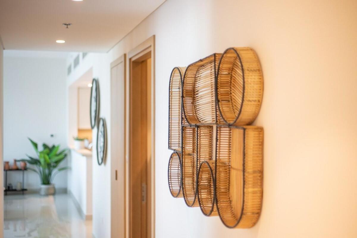 Apartment Stylish Cozy 3-bedroom With Harbour Views In Creek Harbour Dubai