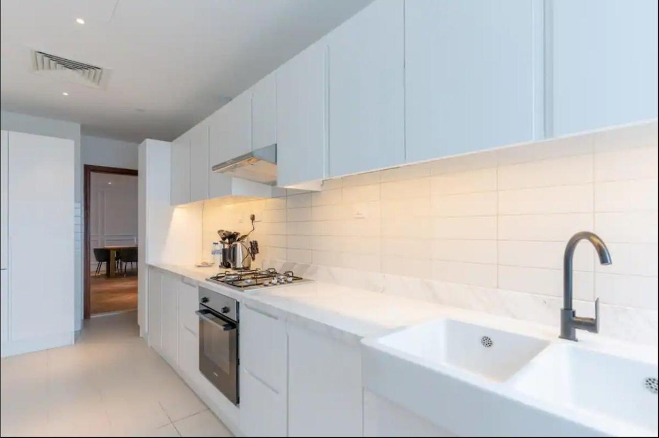 Aws Homes - Heart Of Marina * Dubai