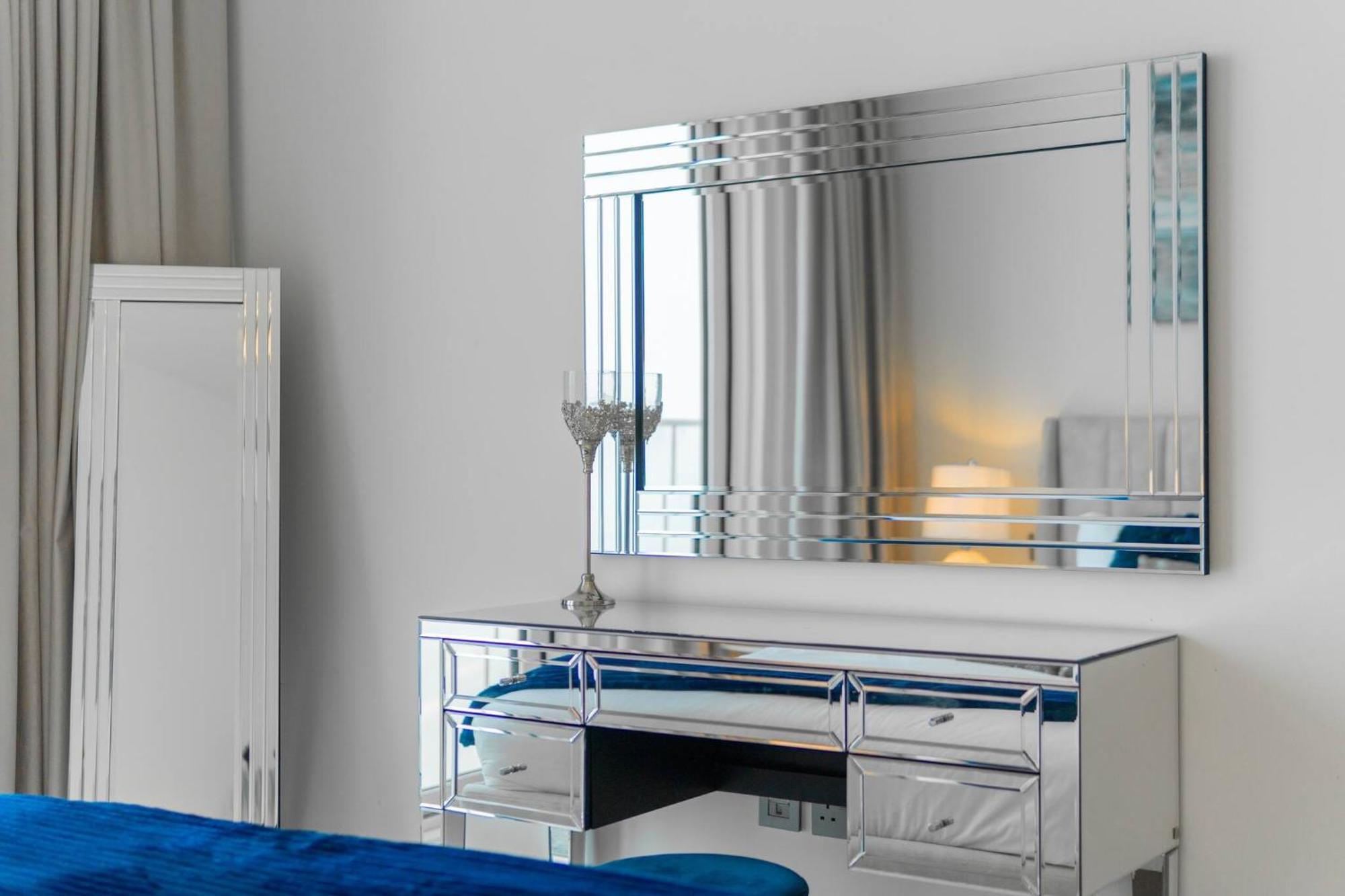 Apartment Spectacular 1-bedroom In Sunrise Bay - Panoramic Sea & Palm Jumeirah Views With Exclusive Building Amenities, Managed By Think Realty Dubai