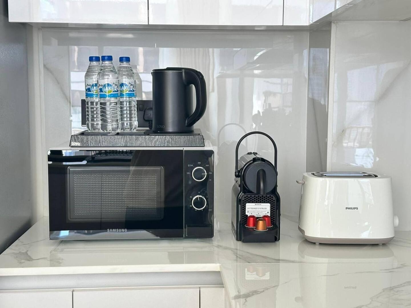 Apartment Comfortable 1br In Jvc Balcony Free Parking *
