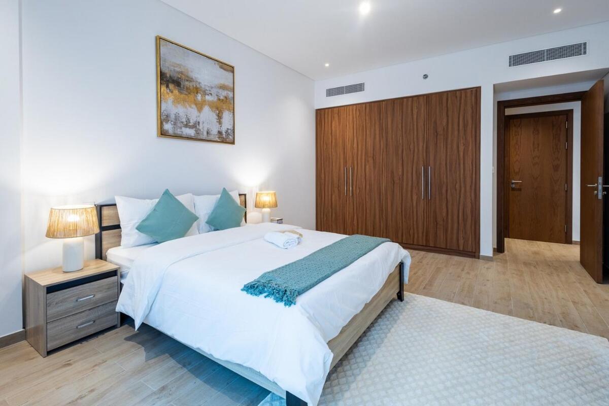 Luxe 1br In Citywalk With Pool Balcony & Apartment *