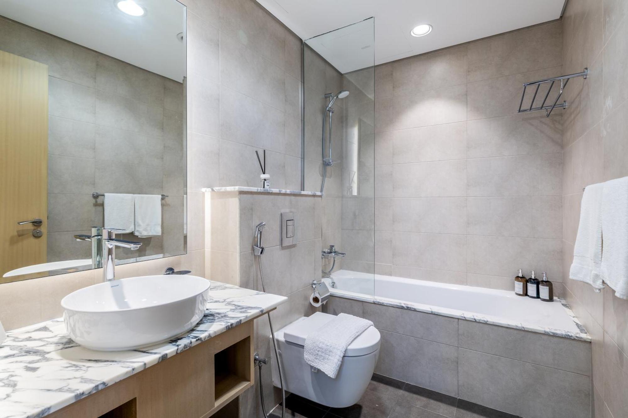 Downtown Skyline & Burj Khalifa Views Apartment Dubai